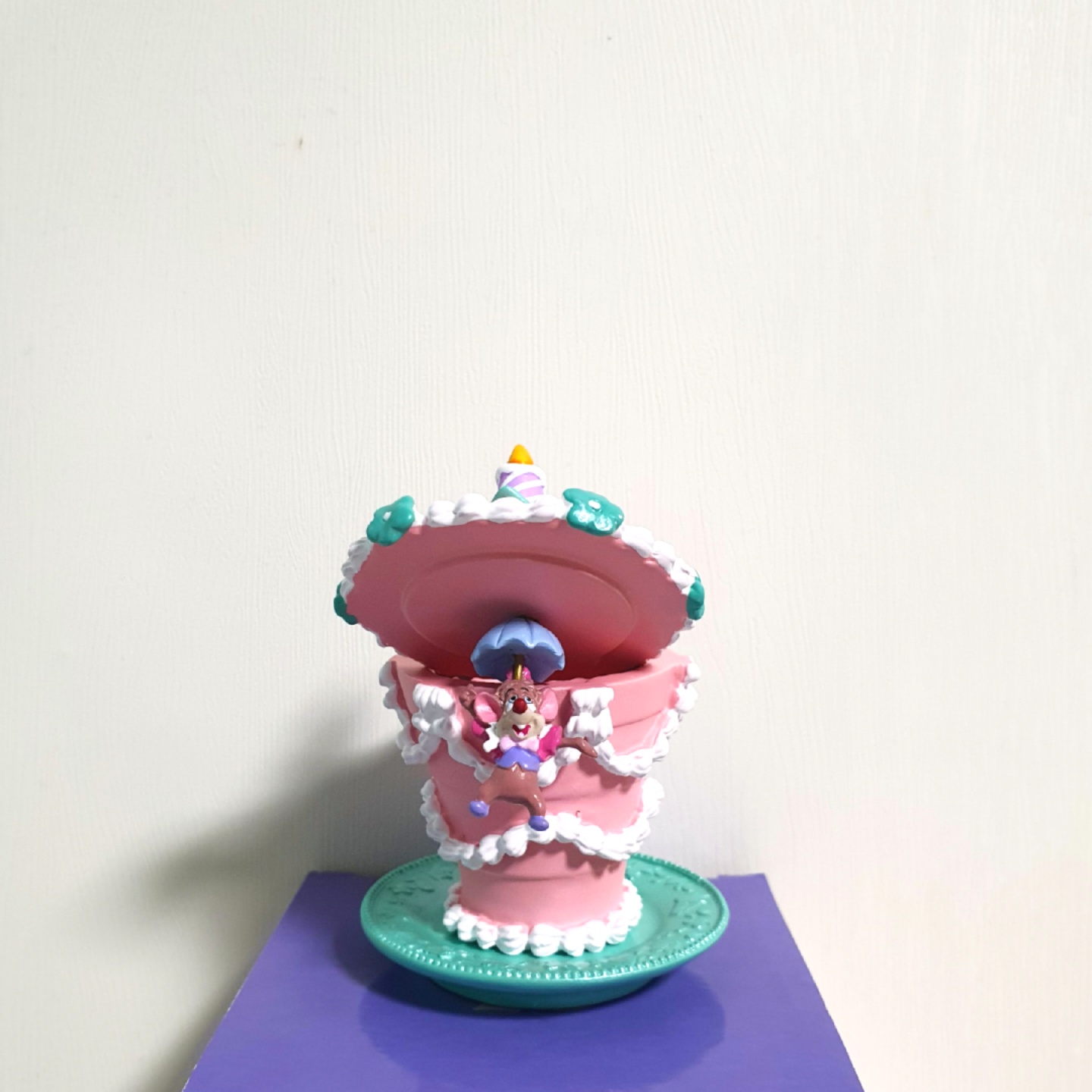 앨리스 70주년 케이크🎂