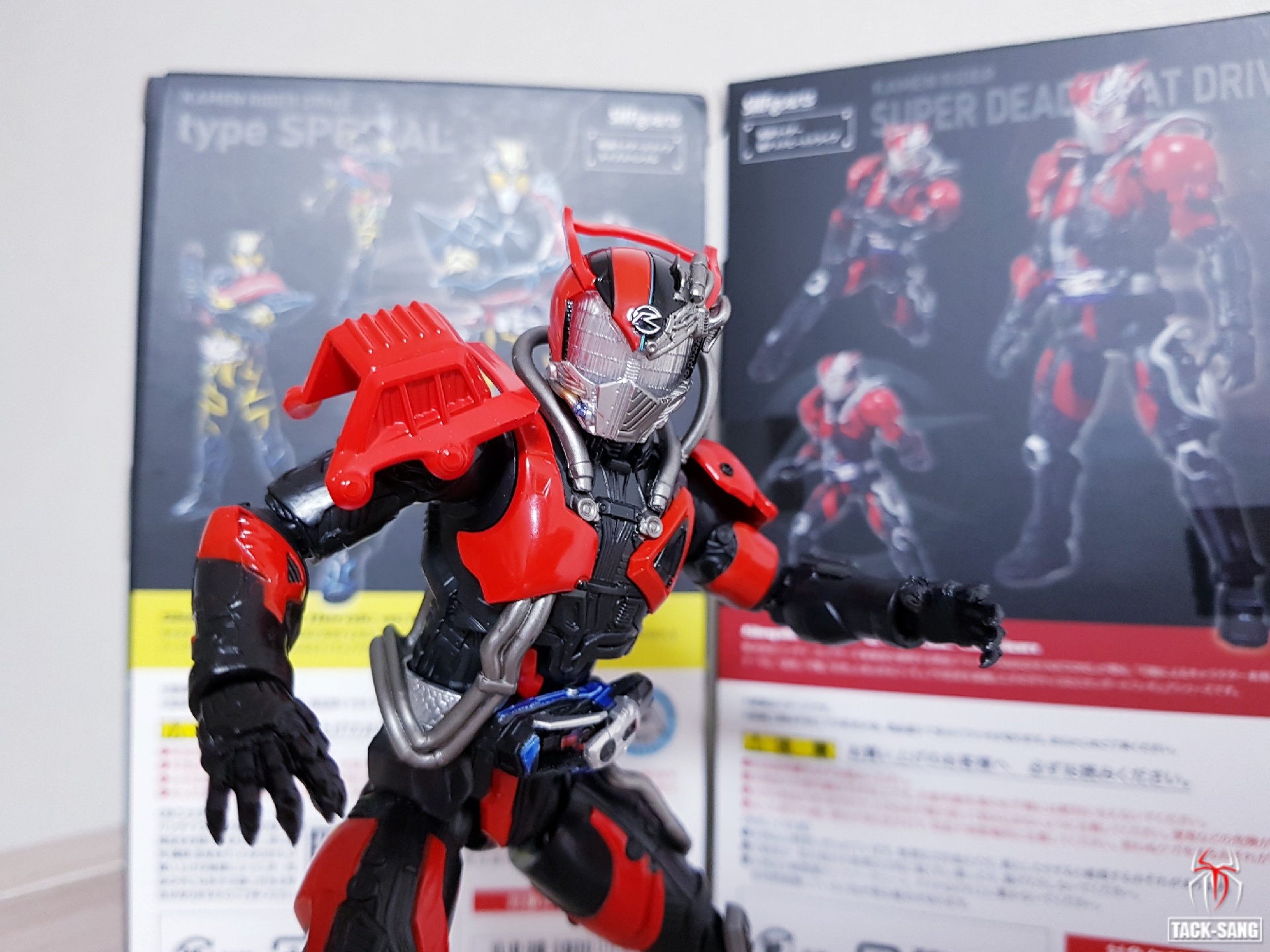 S.H.Figuarts 초 데드히트 드라이브