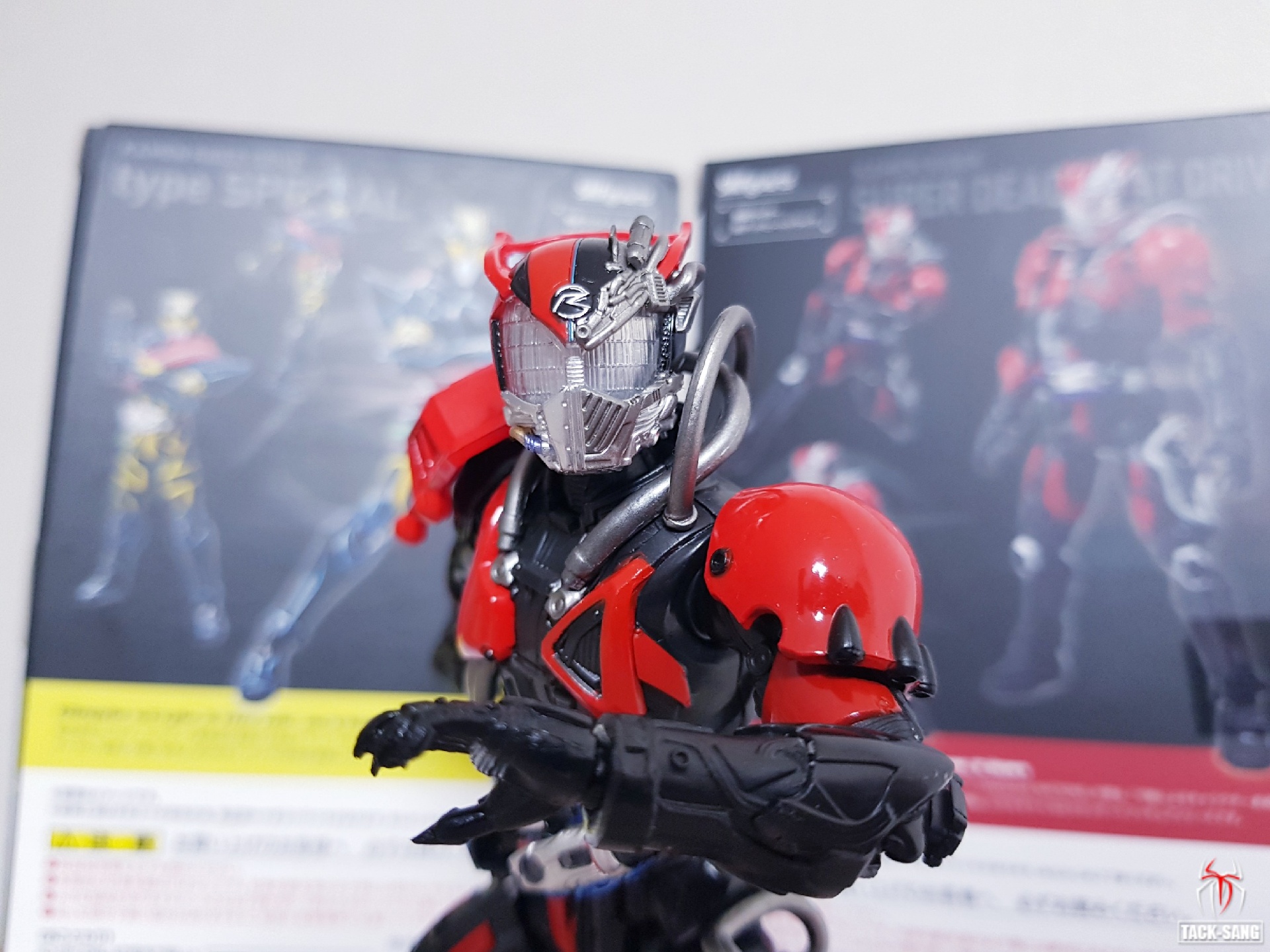 S.H.Figuarts 초 데드히트 드라이브