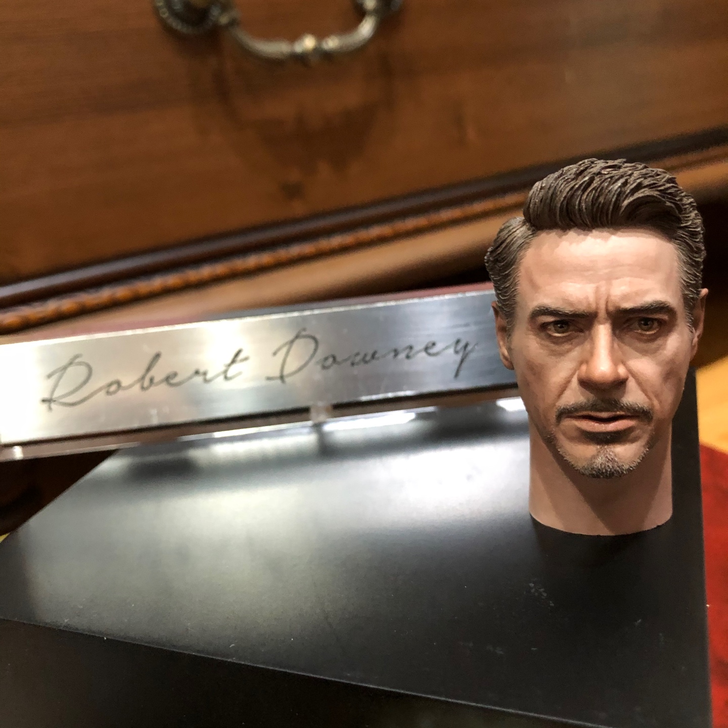 아끼는 작가작헤드 용&예Tony Stark☺️