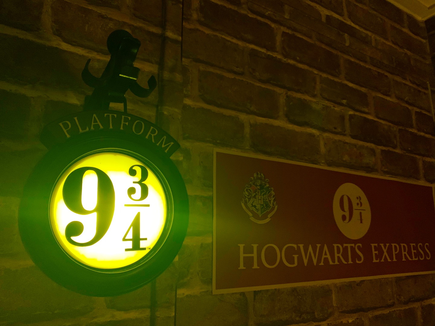 HARRY POTTER