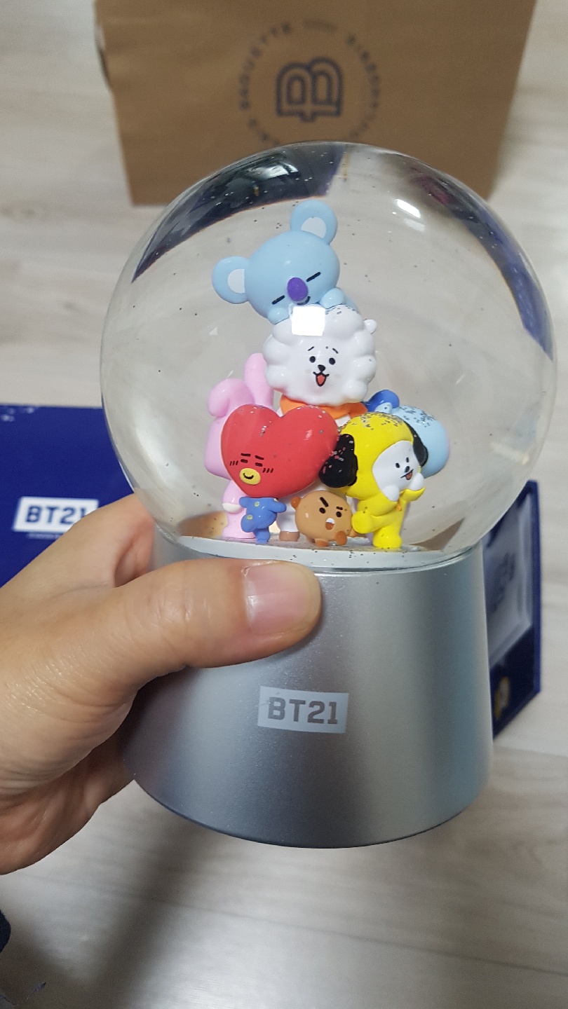 bt21 스노우볼