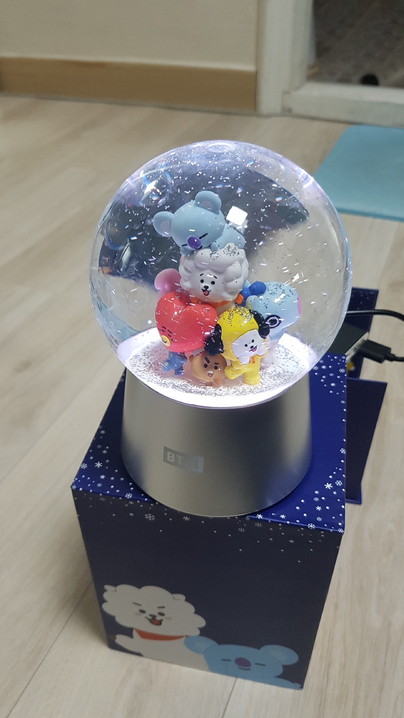 bt21 스노우볼