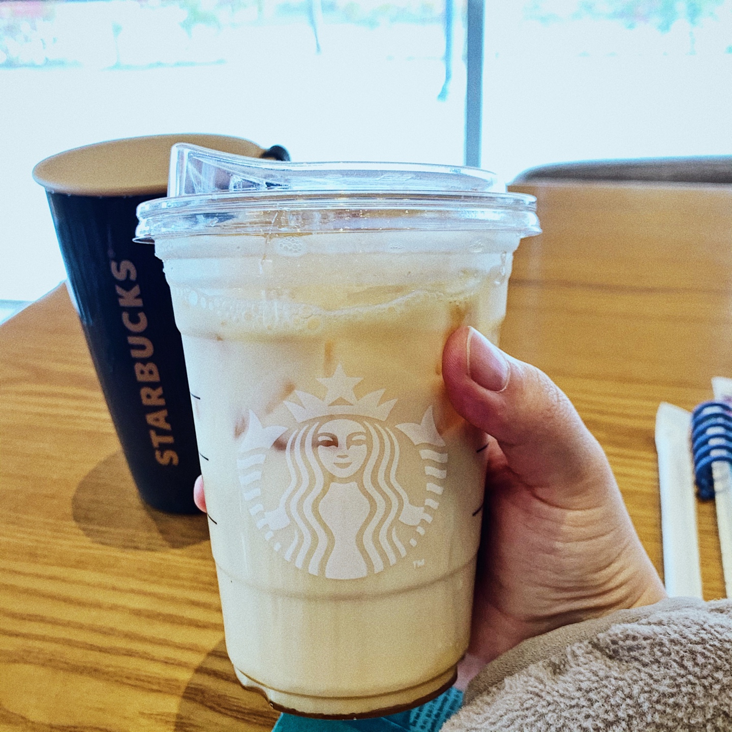 [STARBUCKS RESERVE]