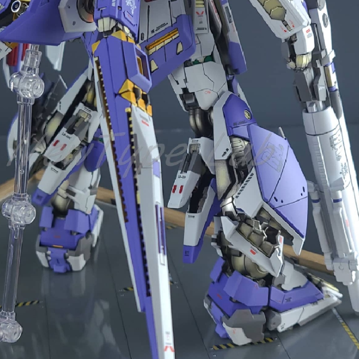 Nu Gundam +