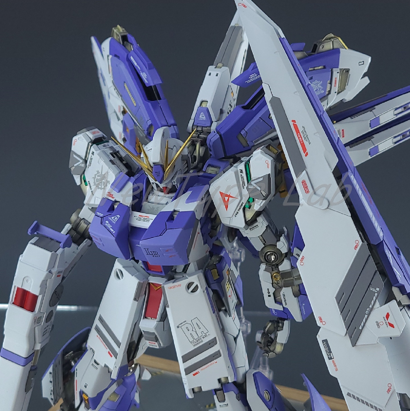 Nu Gundam +