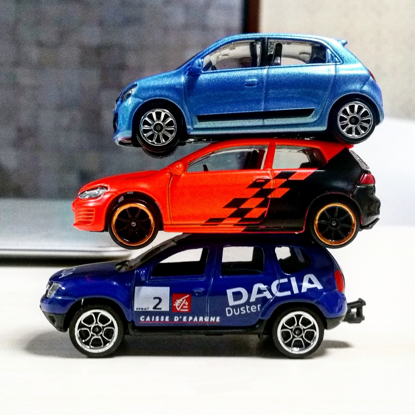 [Majorette] Renault Twingo/VW Golf/Dacia Duster