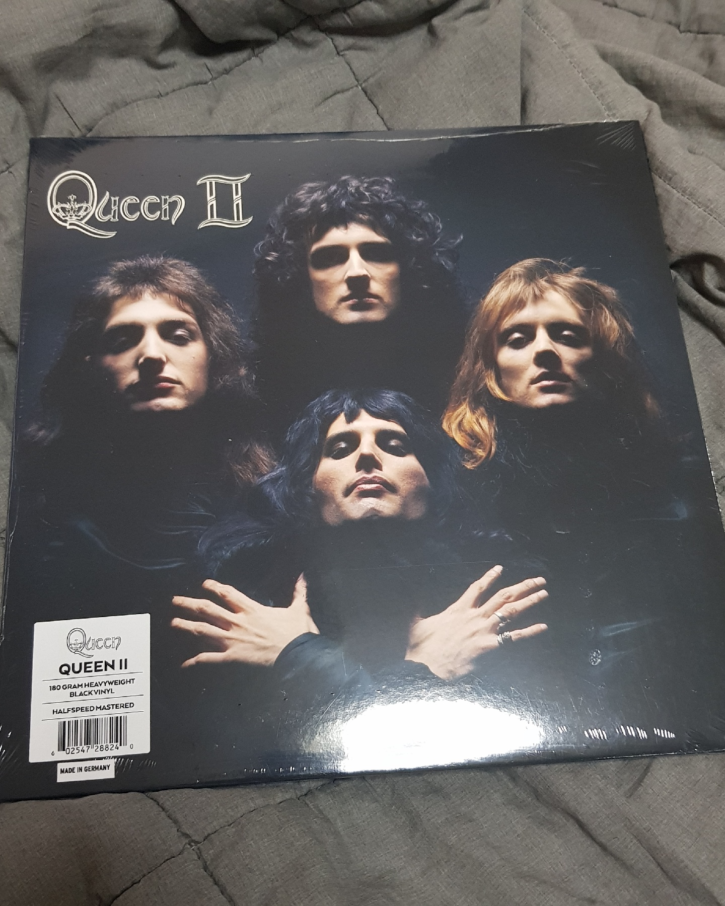 QUEEN Ⅱ
