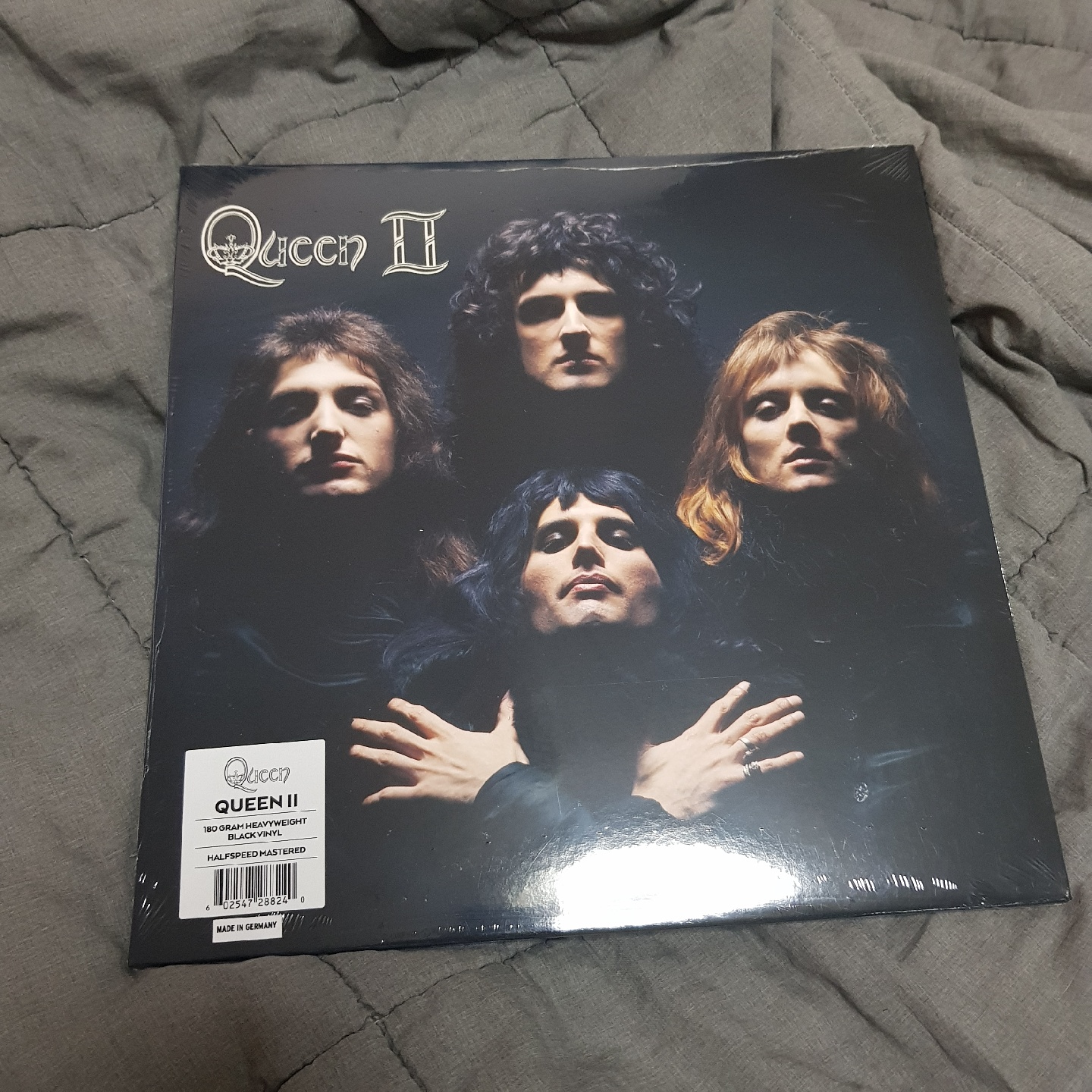 QUEEN Ⅱ
