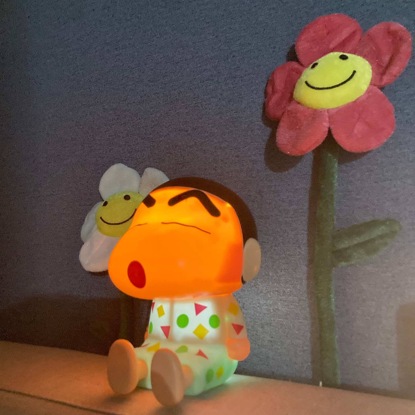 작고 소중한 선물 도착!!!🙊🙊🙊
짱구 무드등