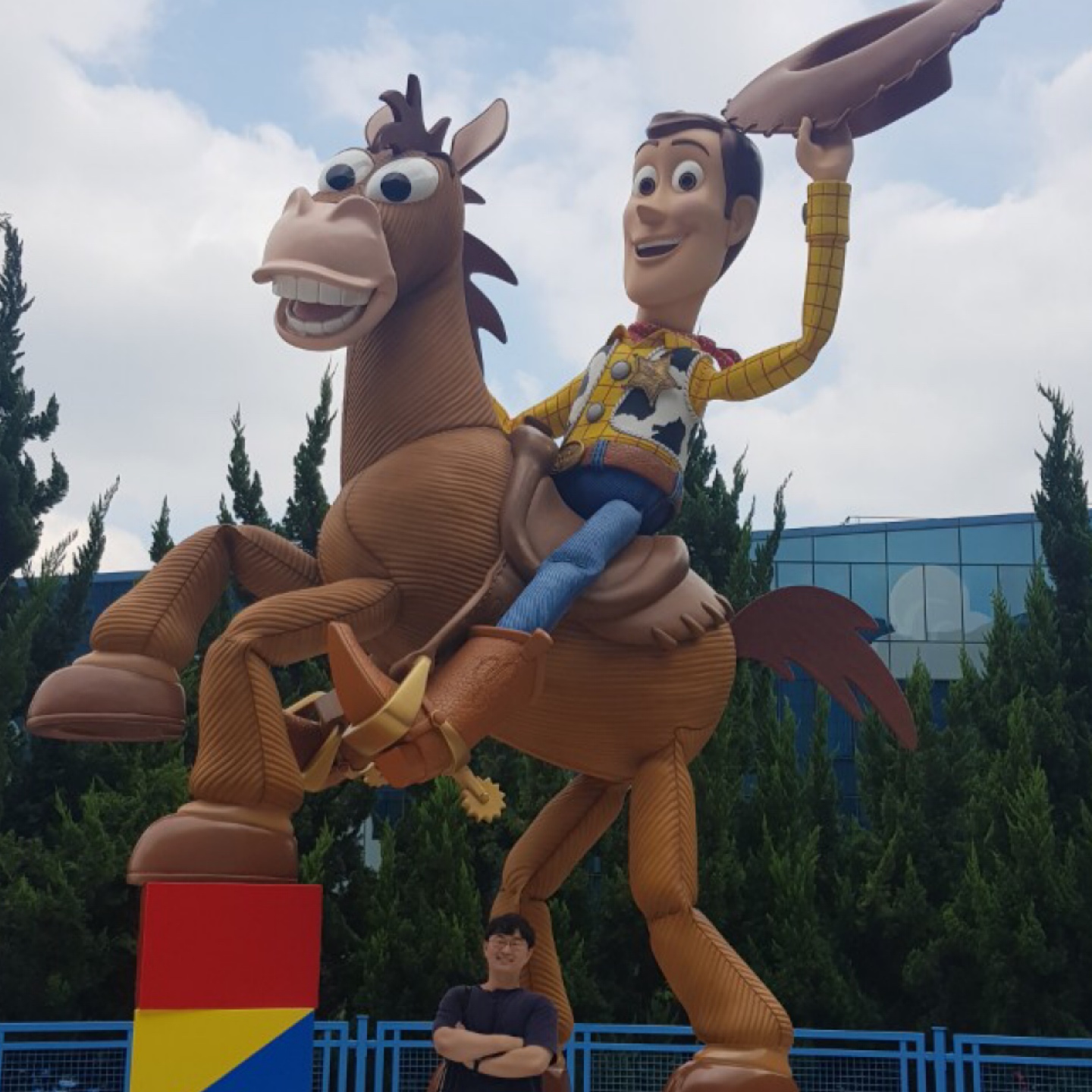 큰 우디와