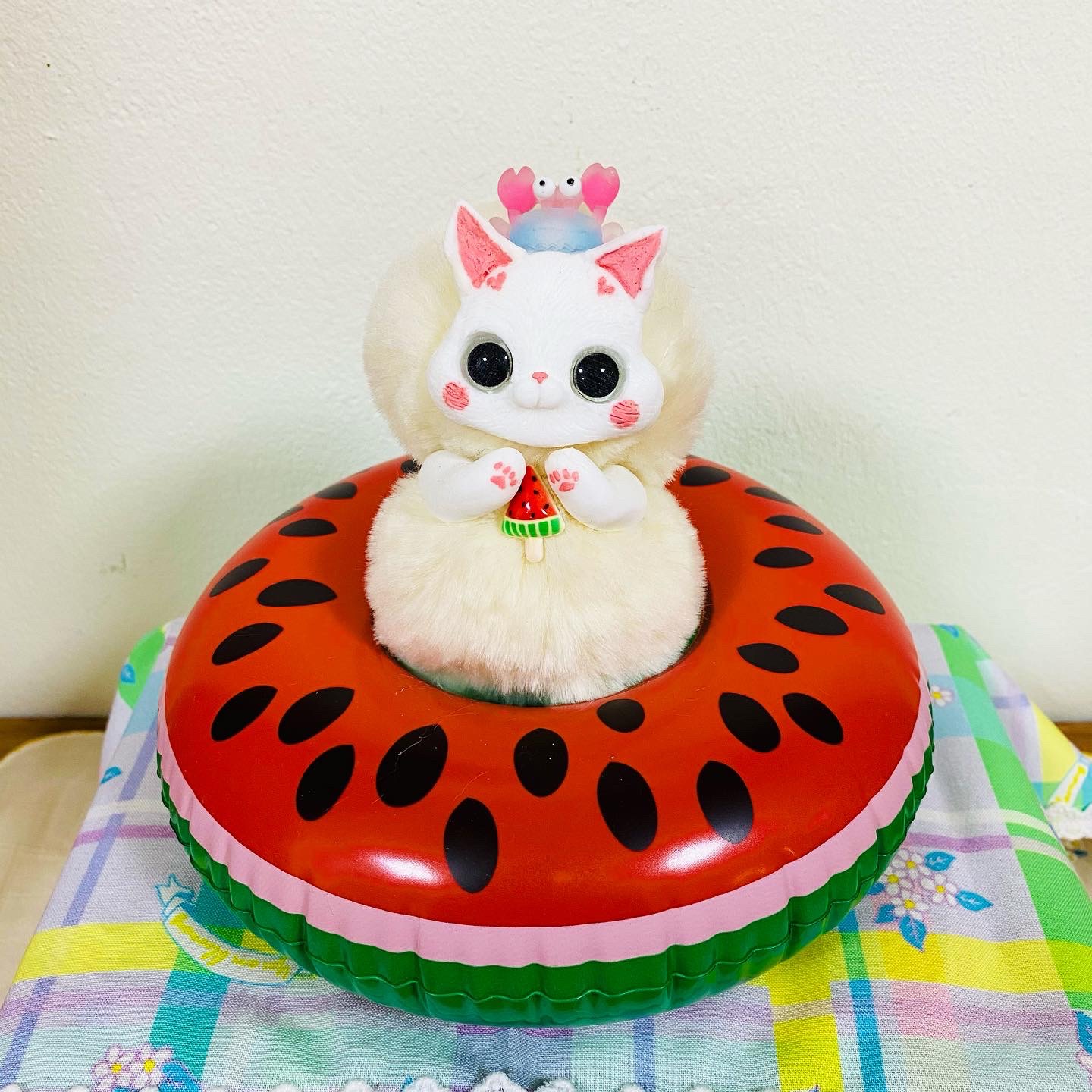 수박 튜브
니니뚜