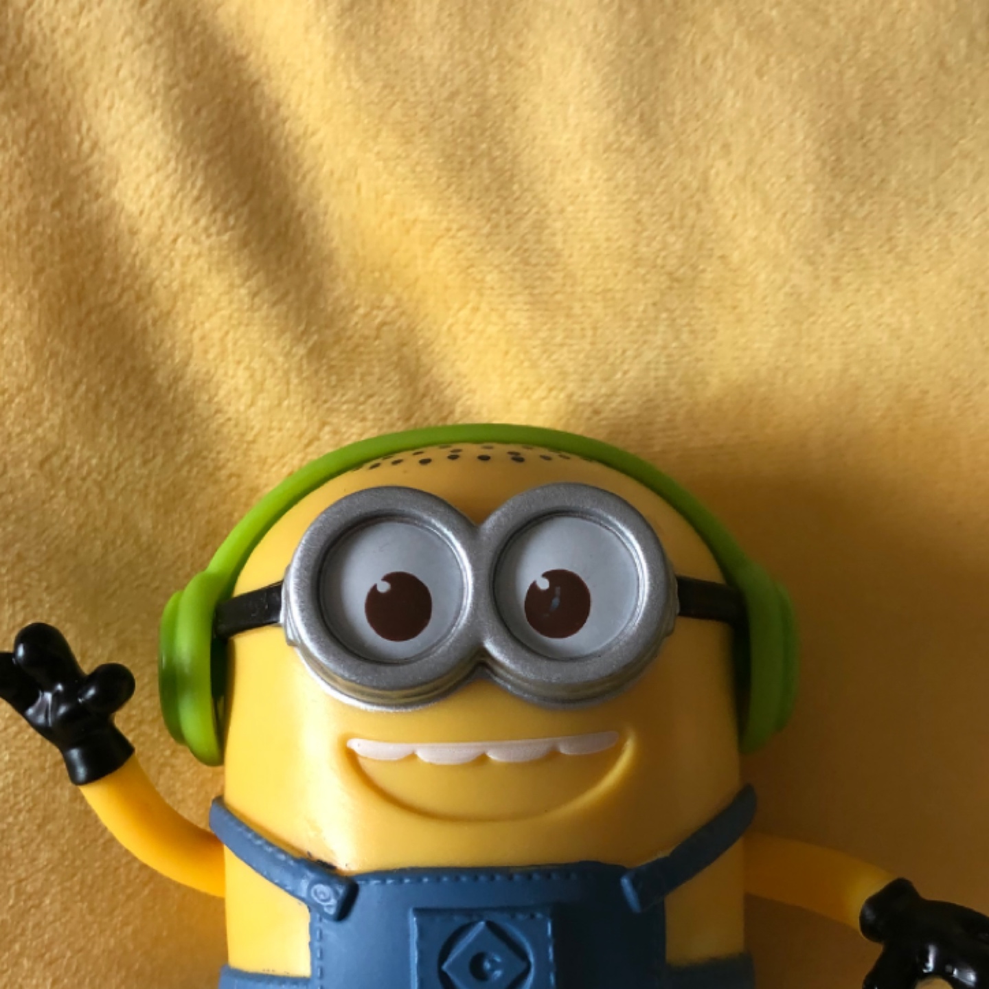 푸쳐핸—섭!!!!! !!!!!🎧🎵🎶
사진을 넘겨주세여 