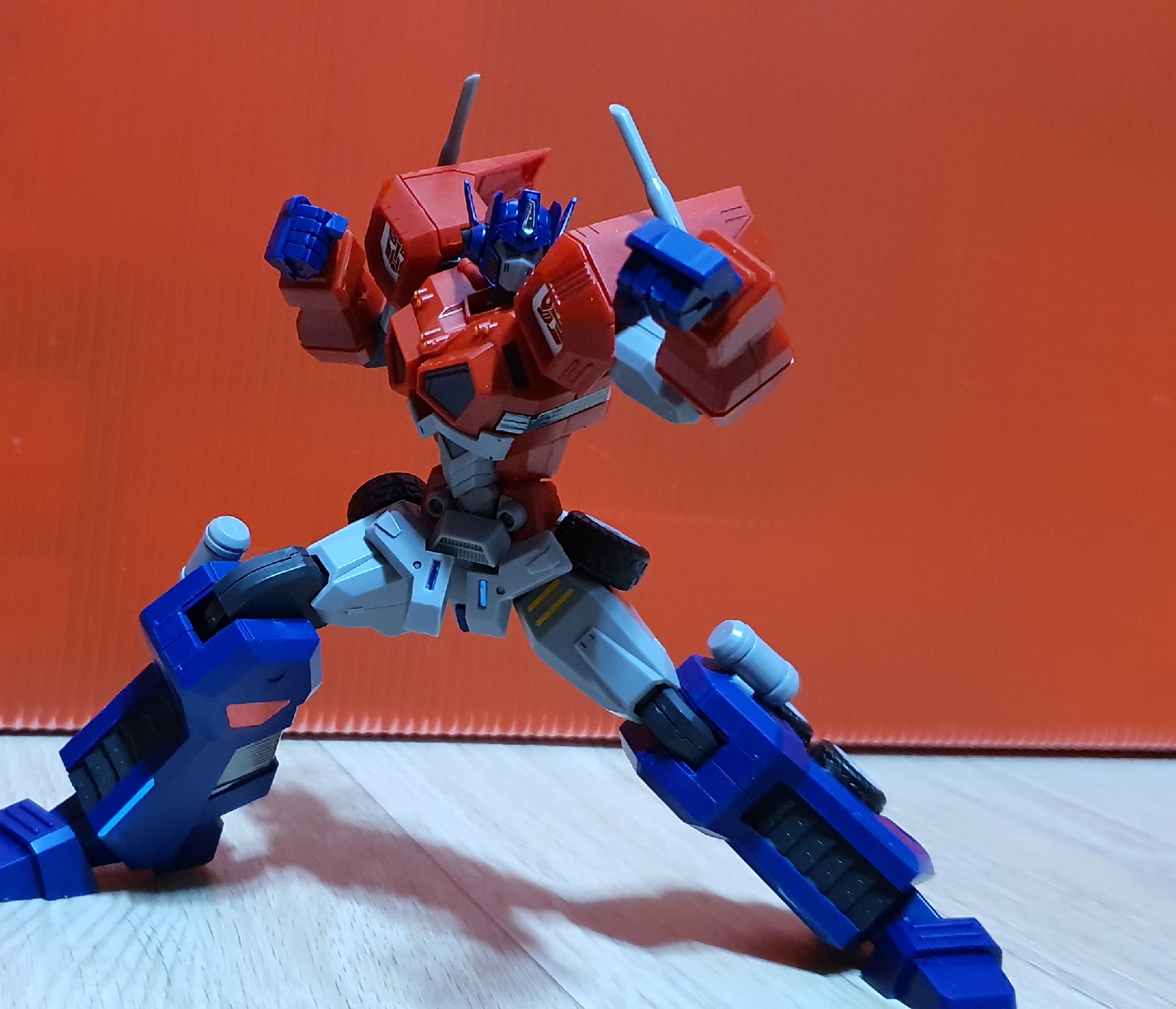 Nemesis Prime vs Optimus Prime