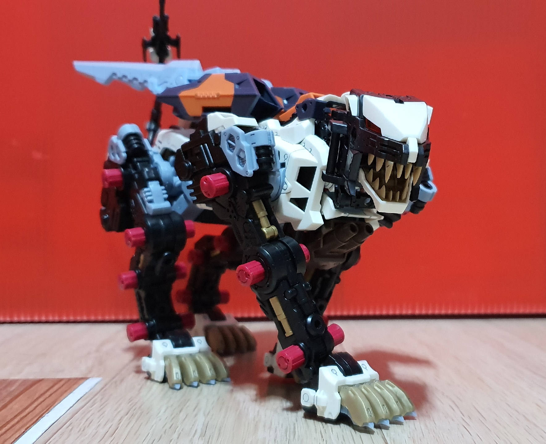 Liger Zero Schneider
