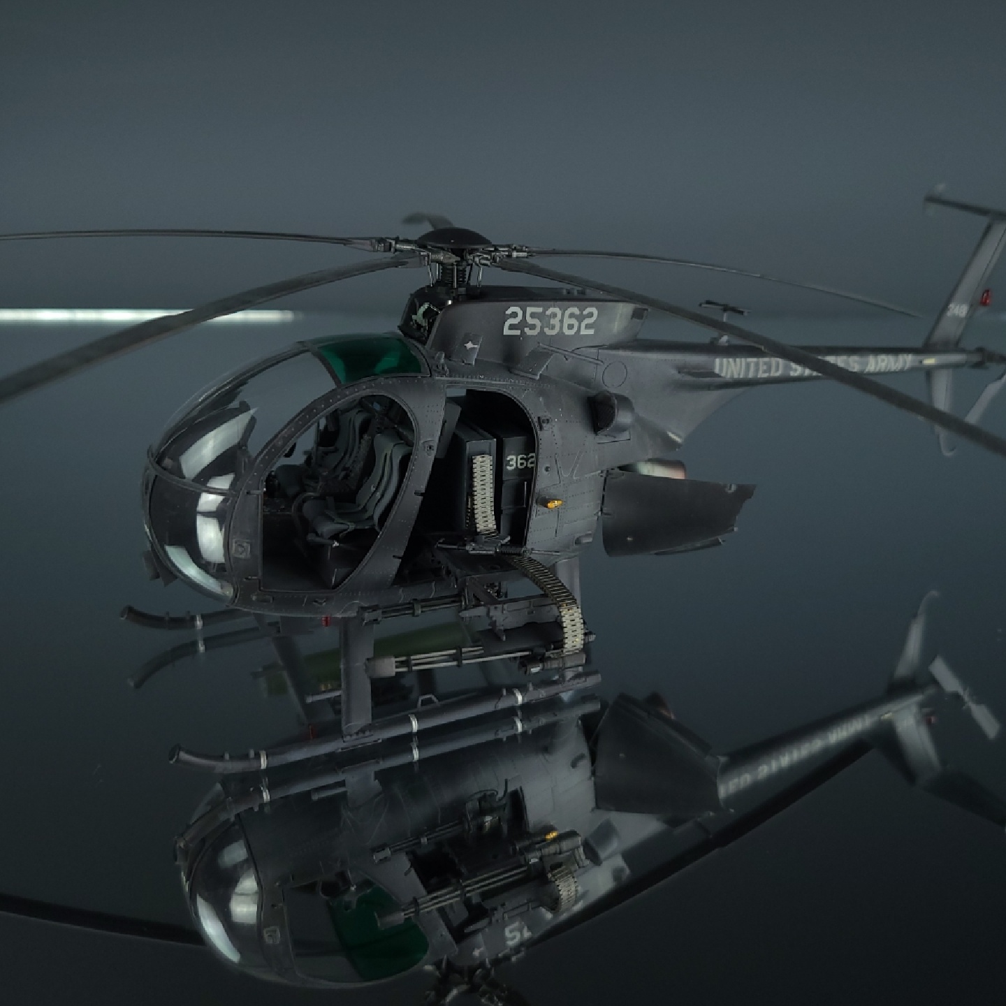 AH-6J 휴즈