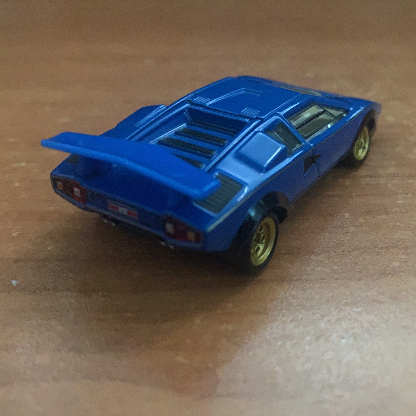 Tomica Premium No.10