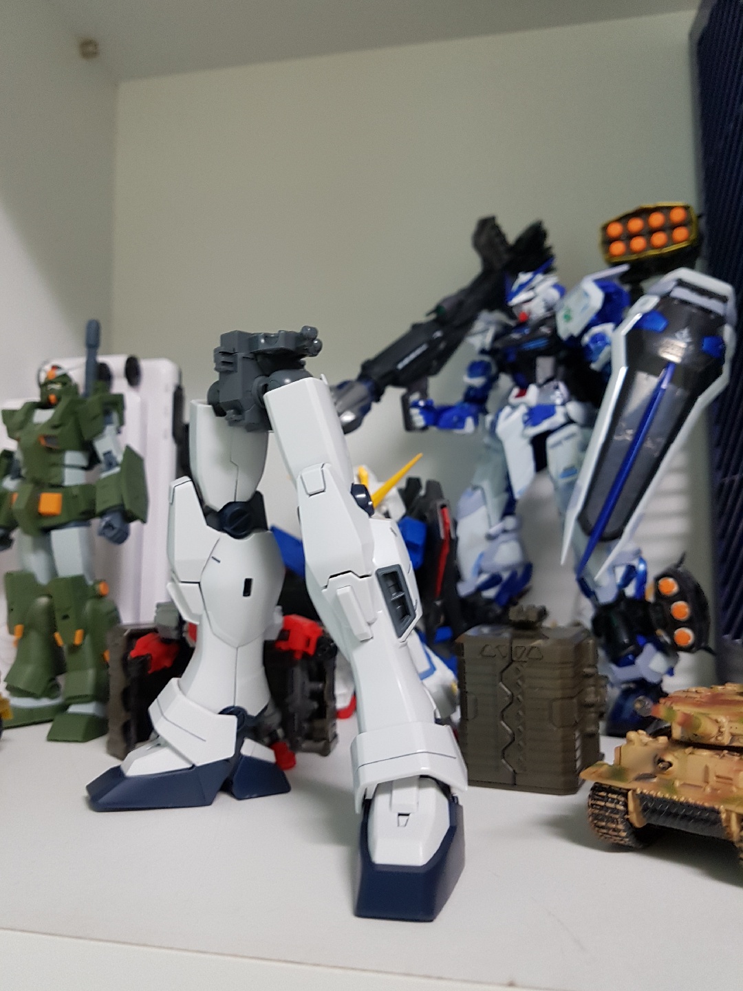 HEAVYARMS CUSTOM EW