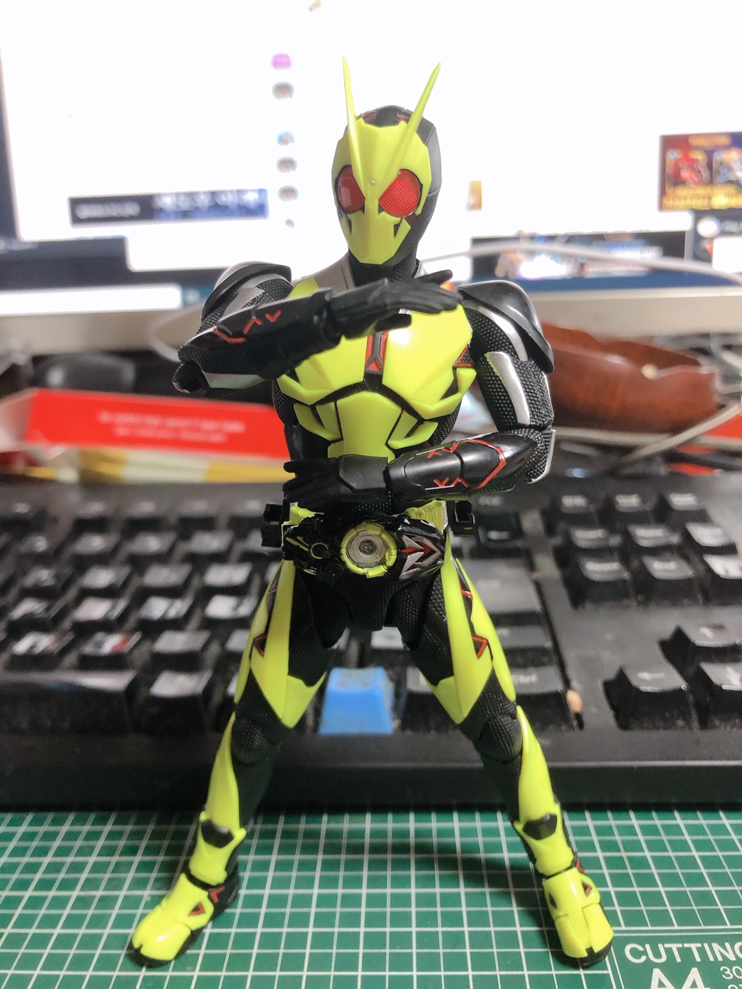 Shf 가면라이더 제로원 라이징 호퍼