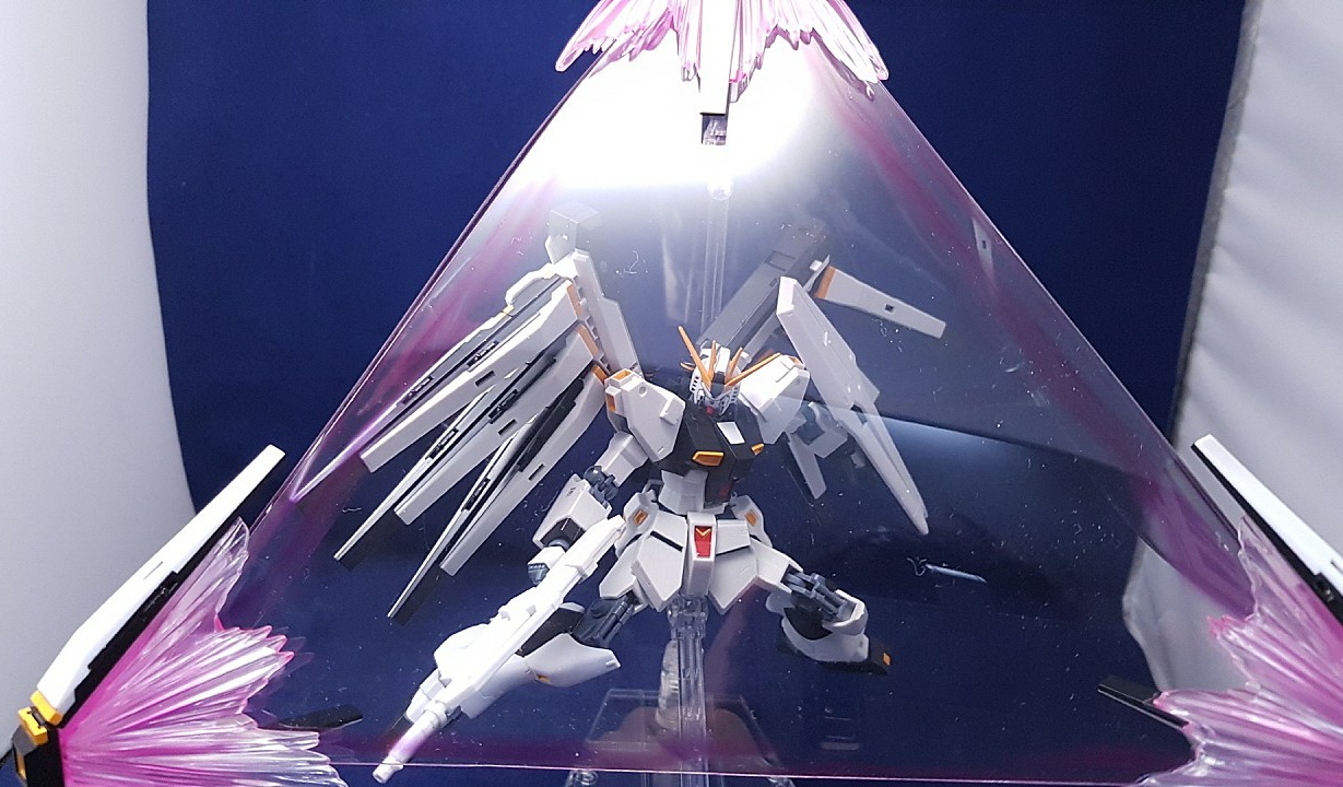 ν GUNDAM