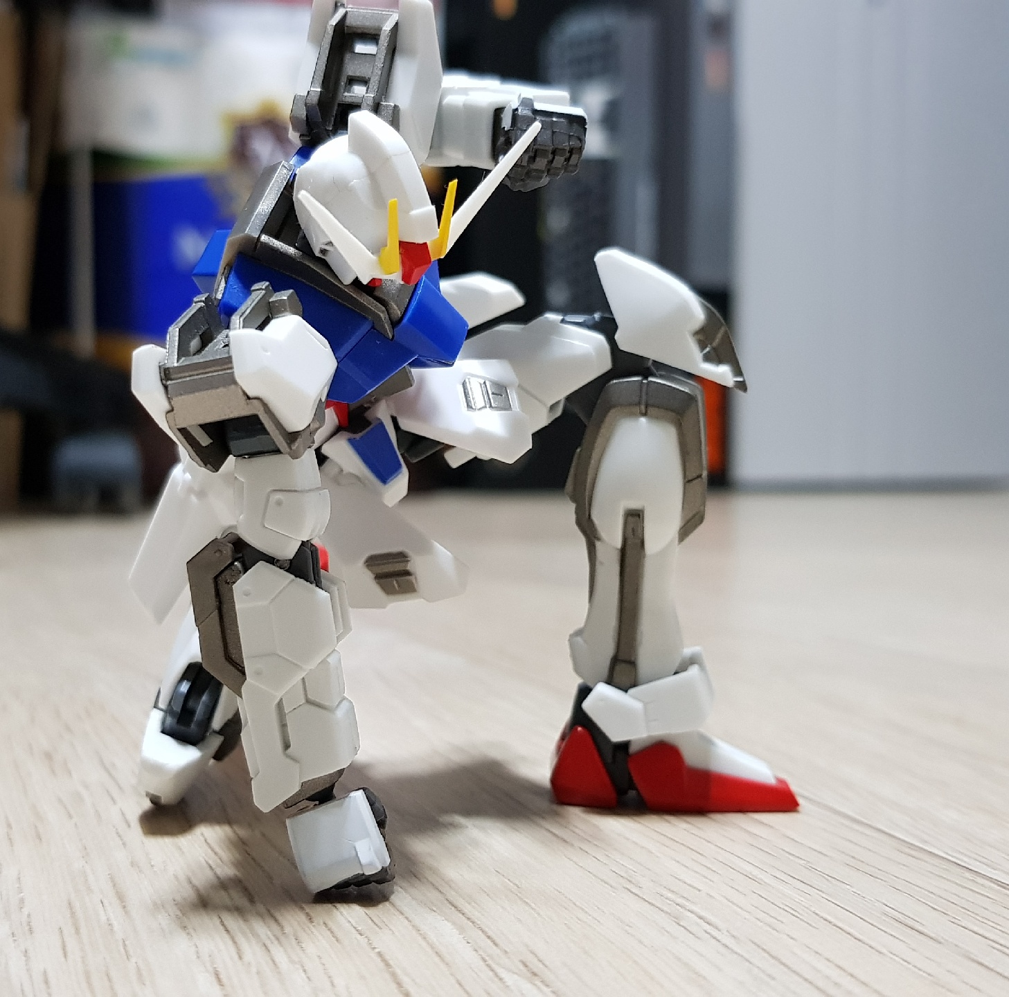 AILE STRIKE