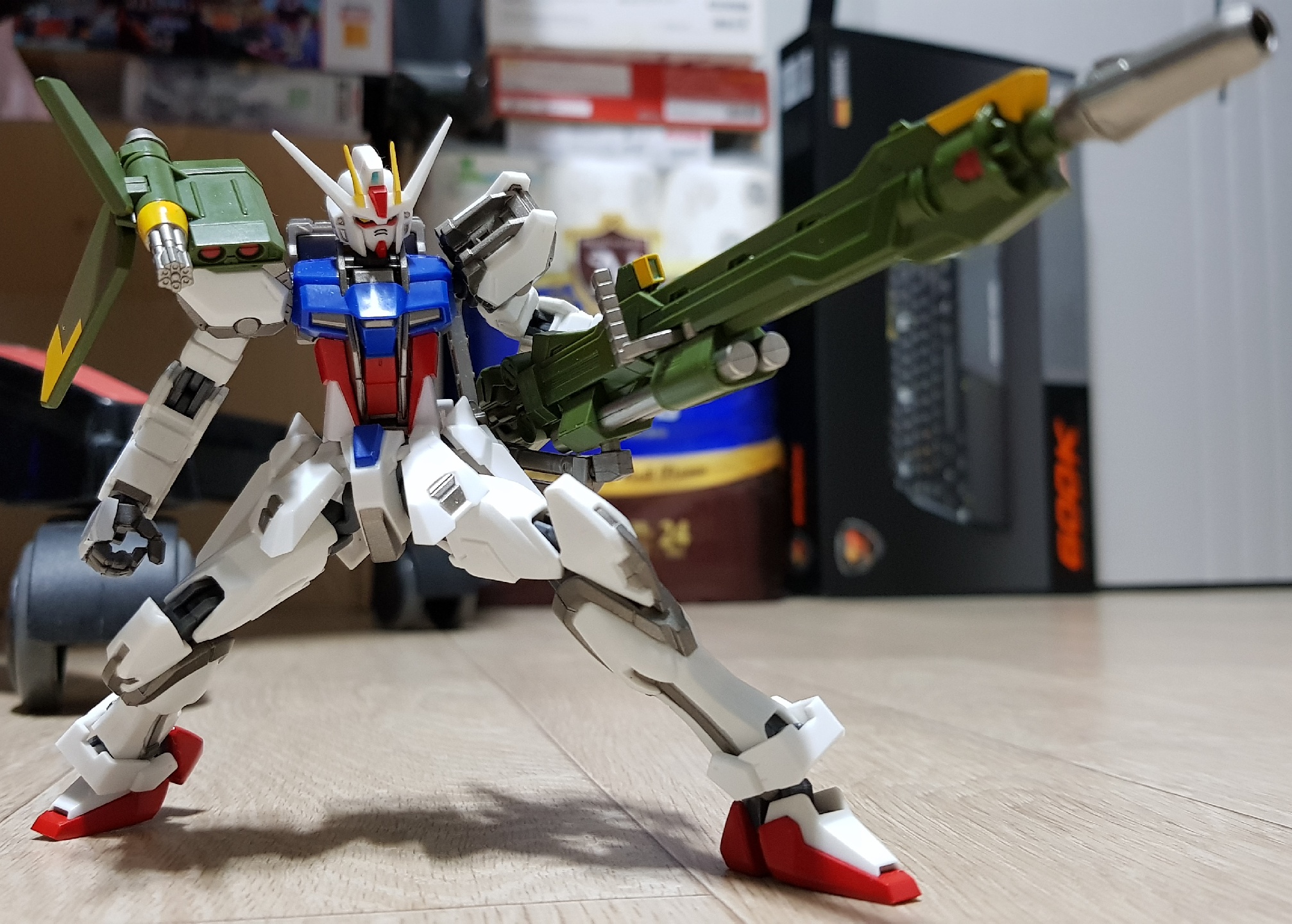 LAUNCHER STRIKE