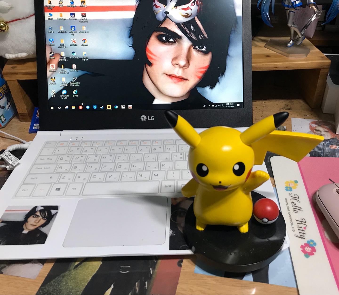 Pokémon figure!