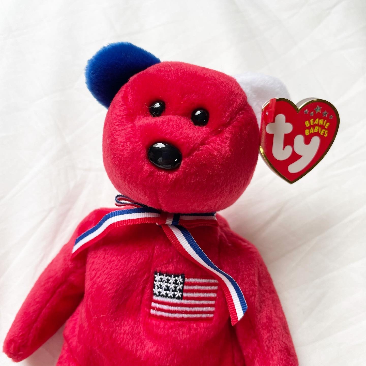 πTY America Red