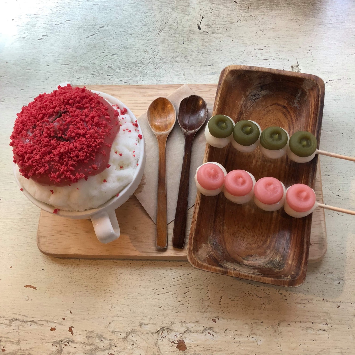 벚꽃 빙수와 당고