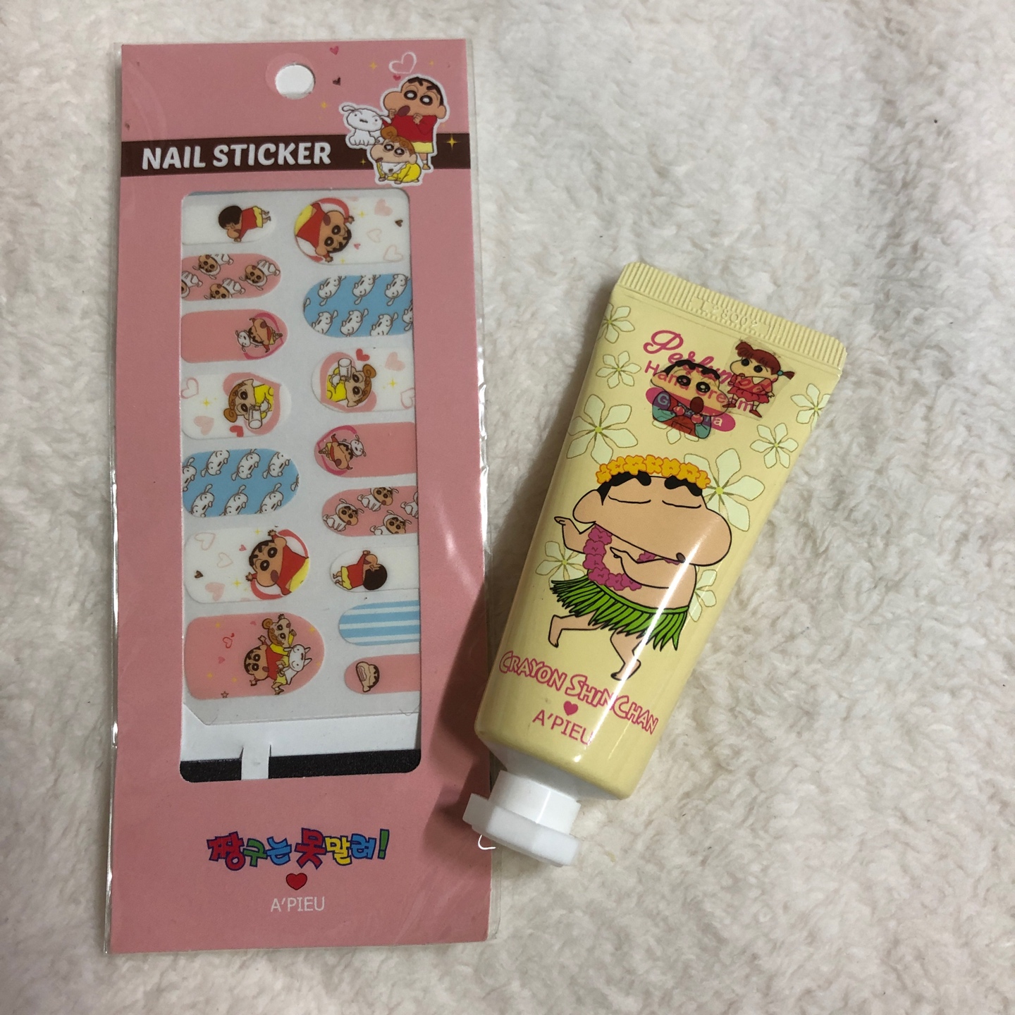 어퓨 짱구는 못말려 네일스티커, 핸드크림