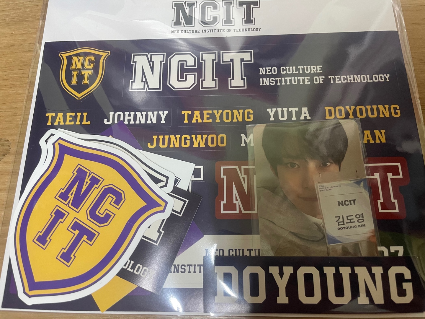 NCIT 굿즈 도영