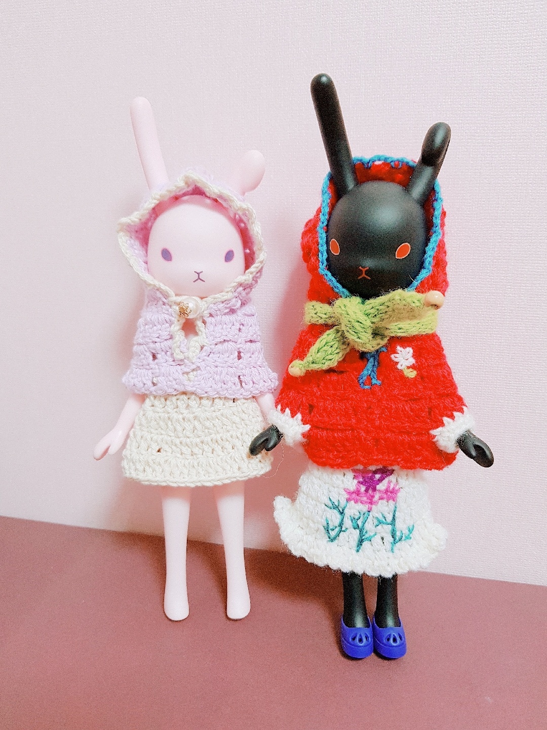 인형들에게 옷입히기🧶
