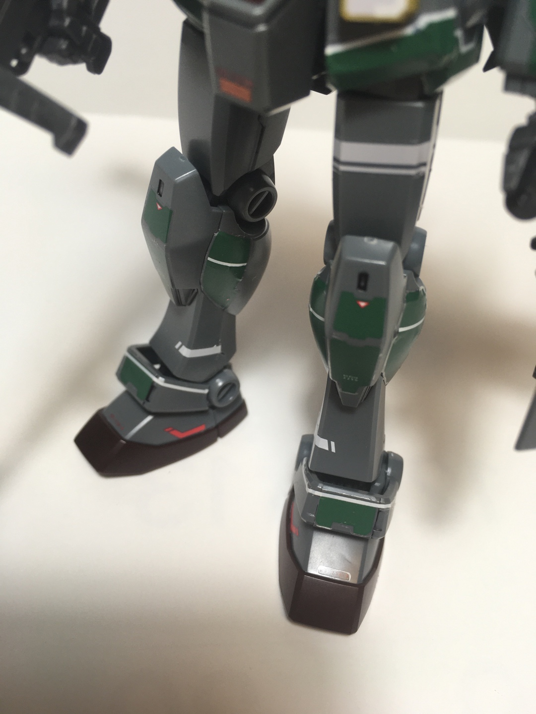 HG 21세기 리얼타입 건담 리바이브