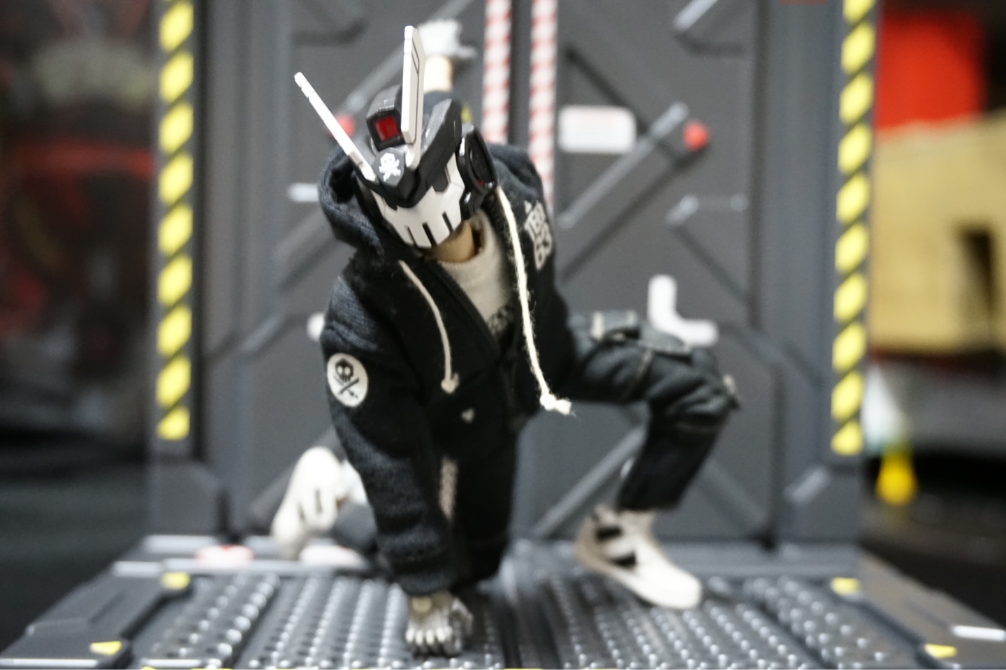 Devil Toys x Quiccs Bulletpunk Universe TEQ63 Deluxe Version