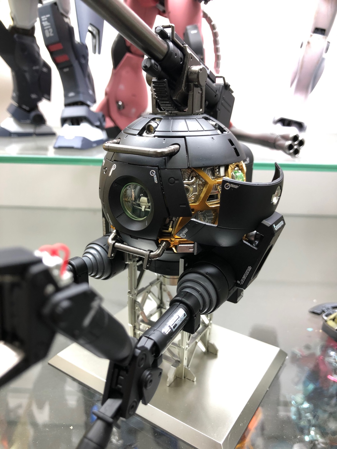 MG 볼 버카