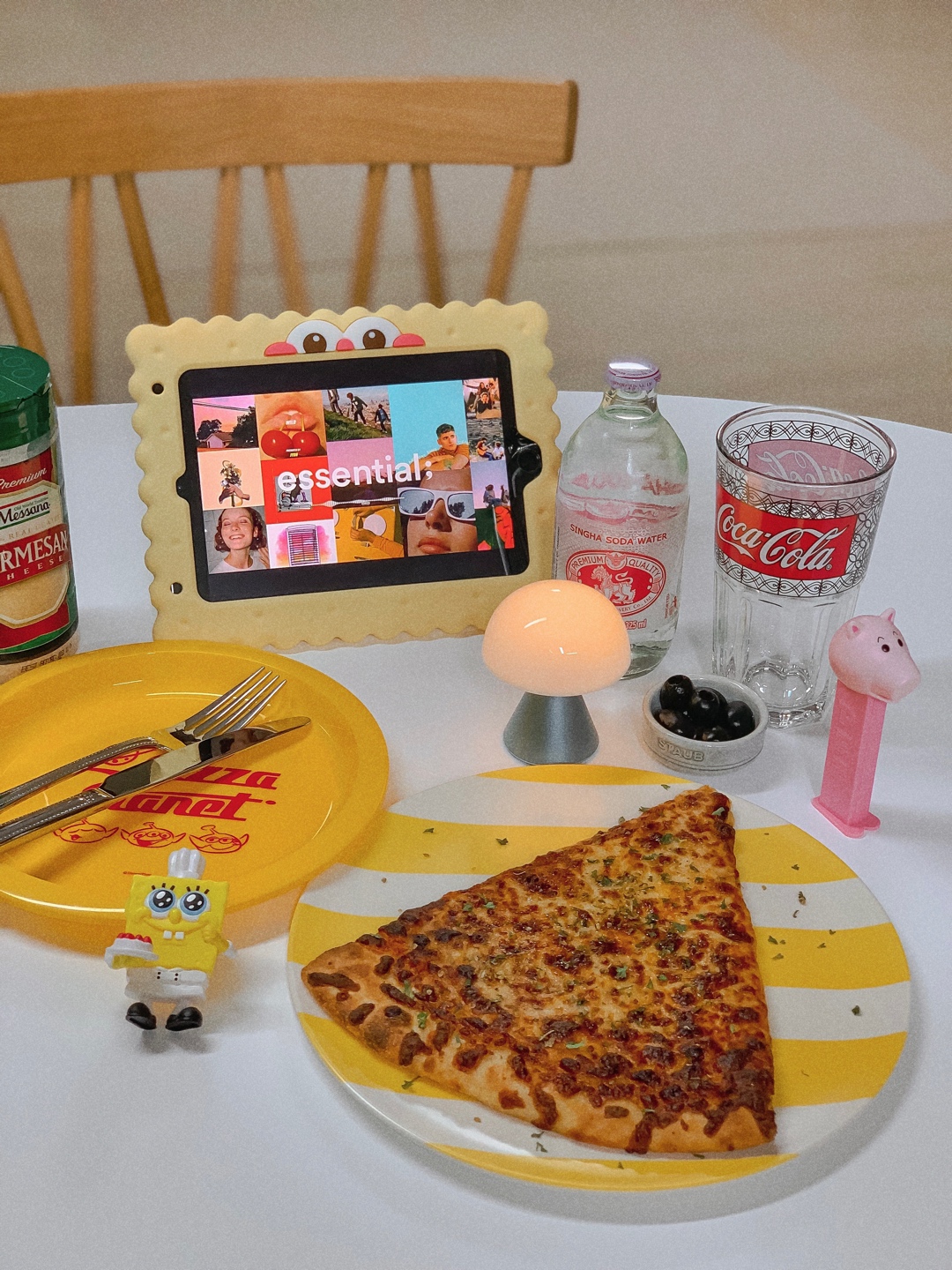 스폰지밥과 간식타임🍕