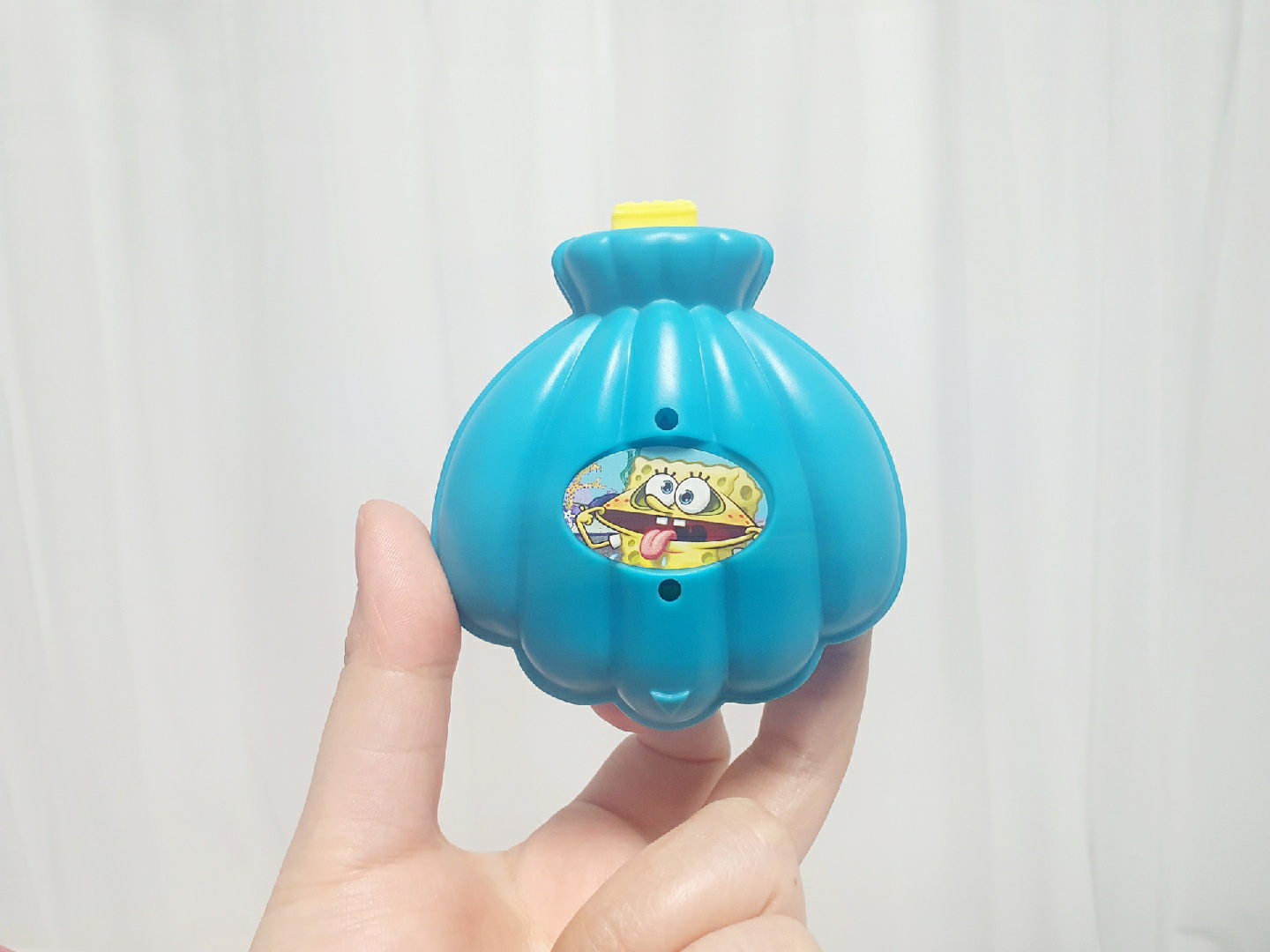 스펀지밥 뚱이 조개 물총 해피밀 장난감