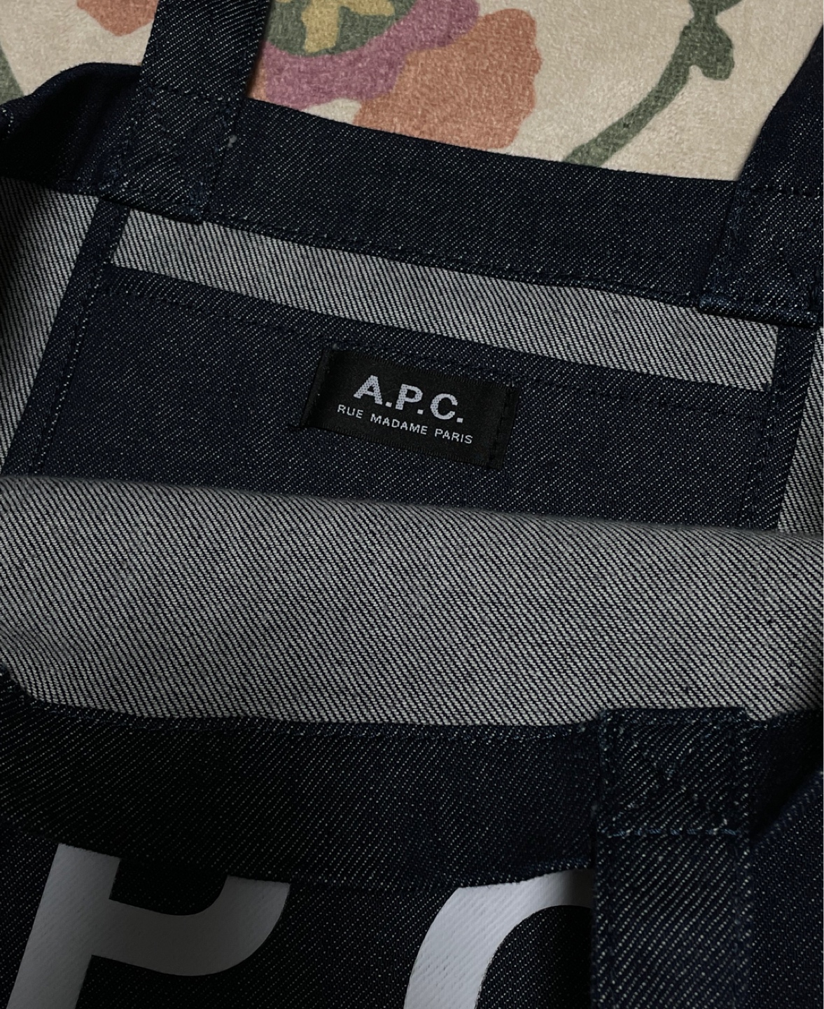 아페쎄 (A.P.C.) 에코백