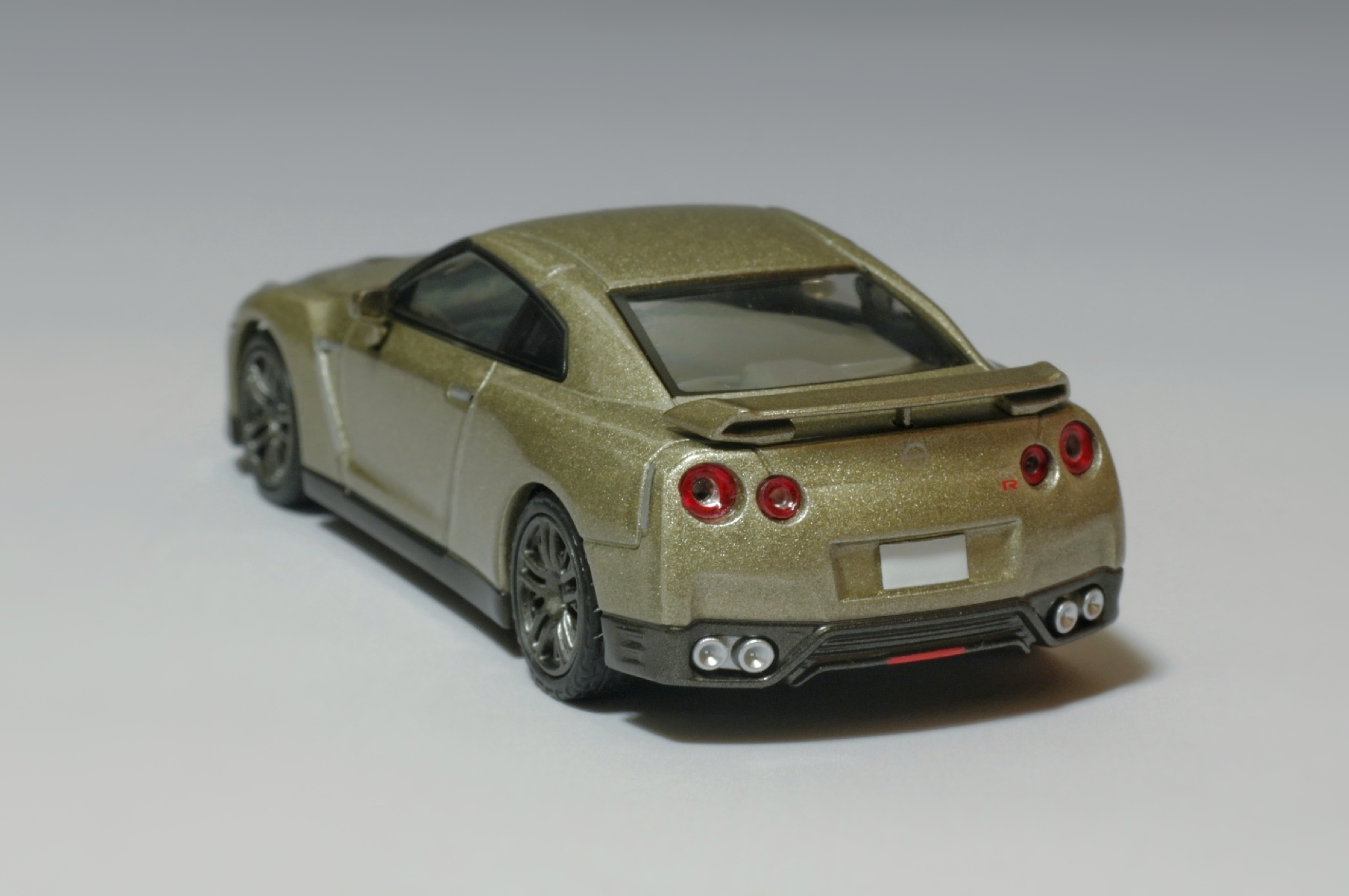 1/64 TLV 2016 R35 GT-R 45th Anniversary