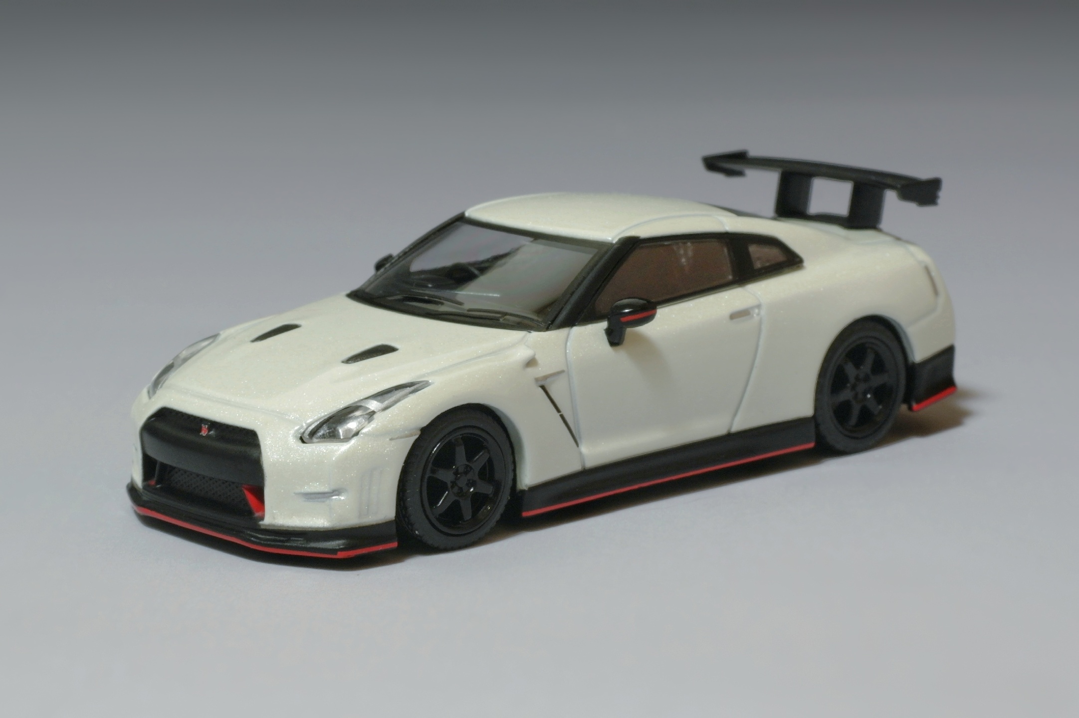 1/64 Kyosho 2014 R35 GT-R Nismo N Attack Package
