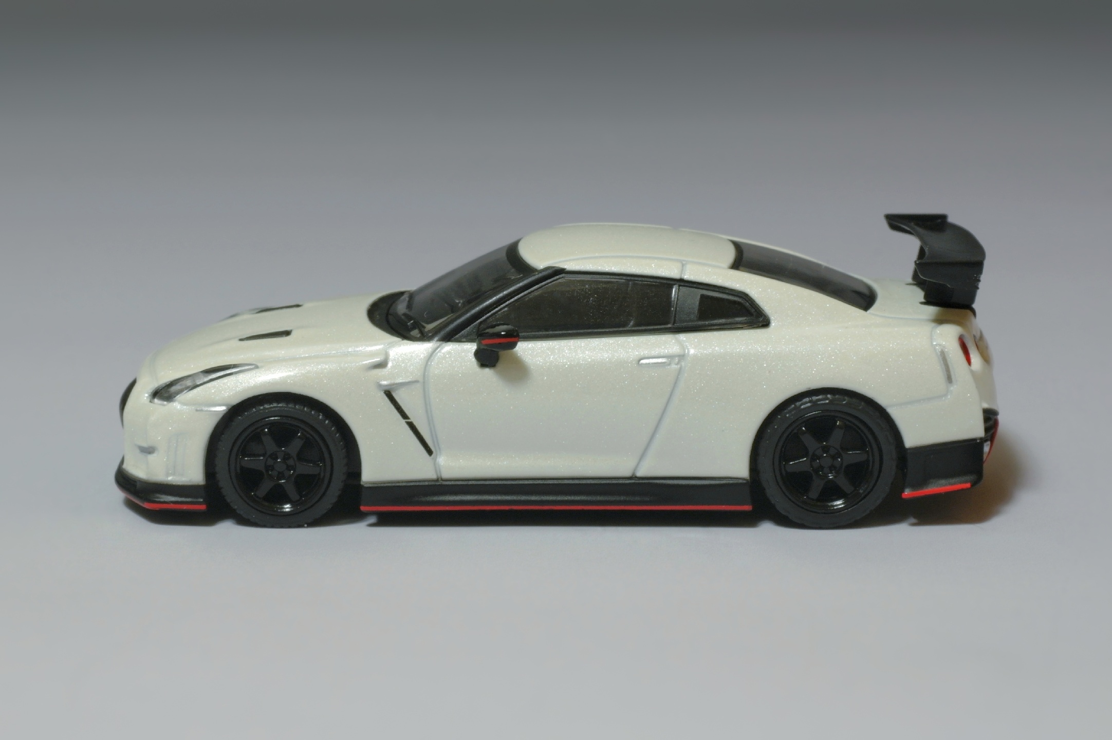 1/64 Kyosho 2014 R35 GT-R Nismo N Attack Package