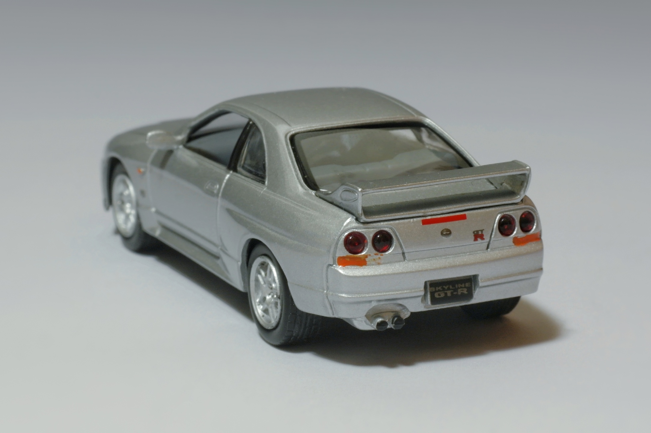 1/64 Kyosho R33 GT-R