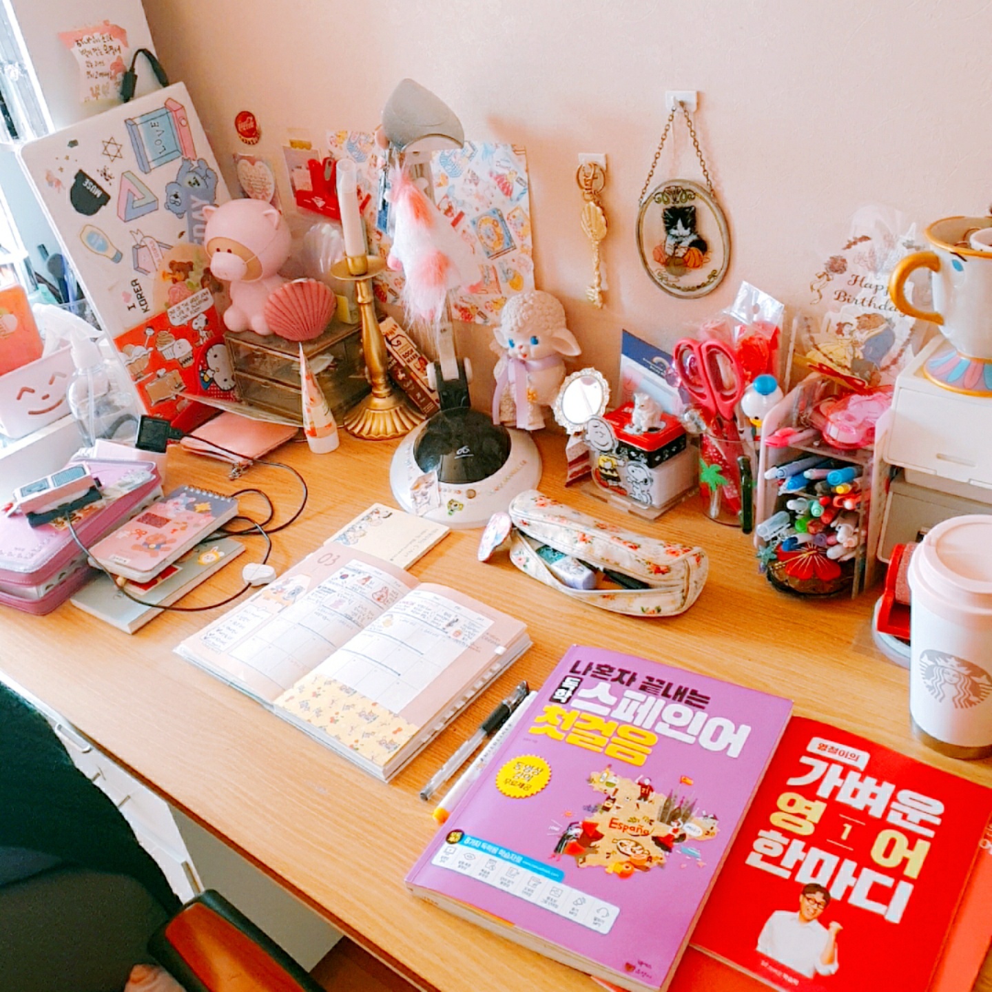 취미는 취미 만들기_ 책상🤓
