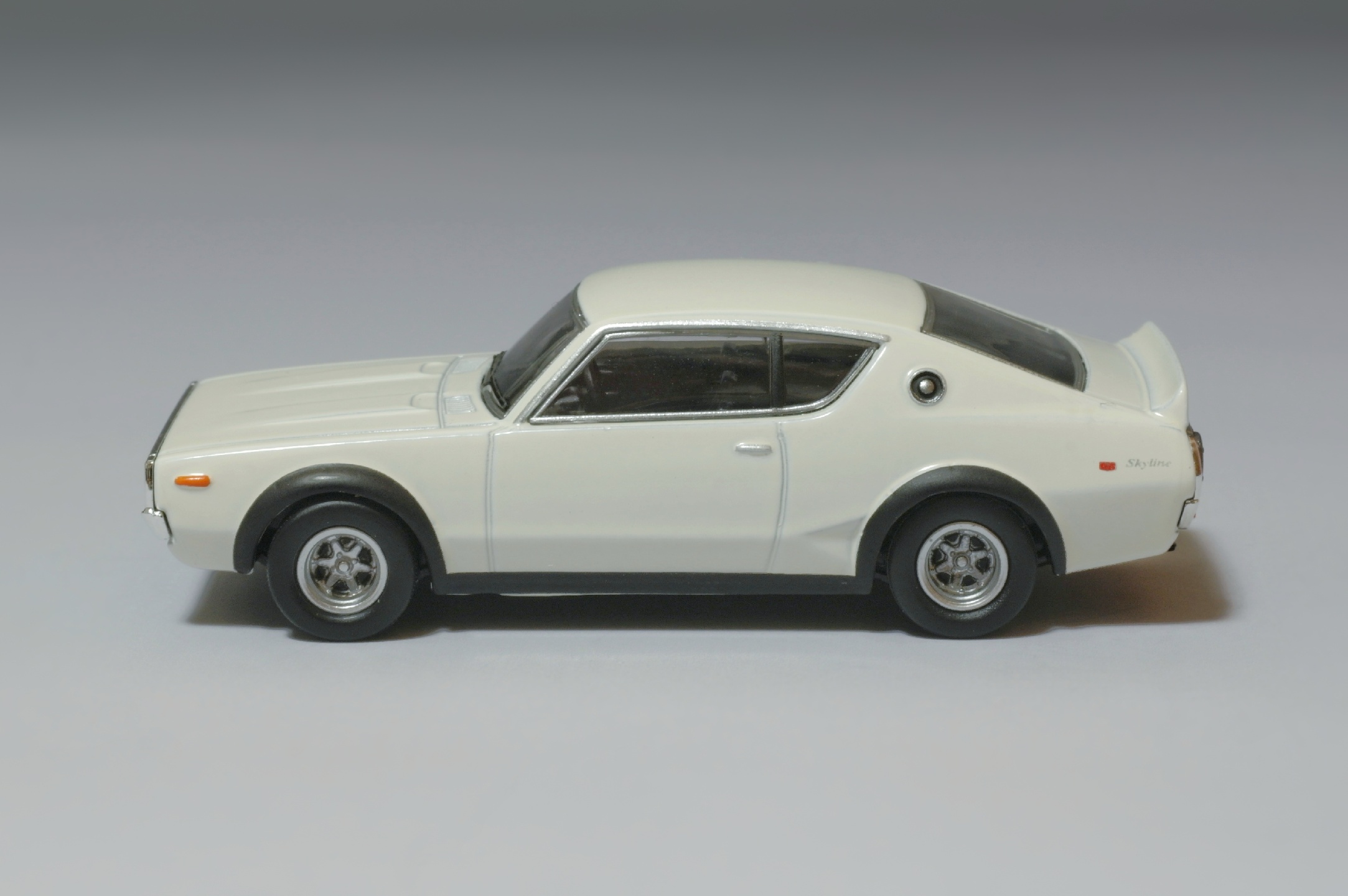1/64 Kyosho Skyline GT-R KPGC110