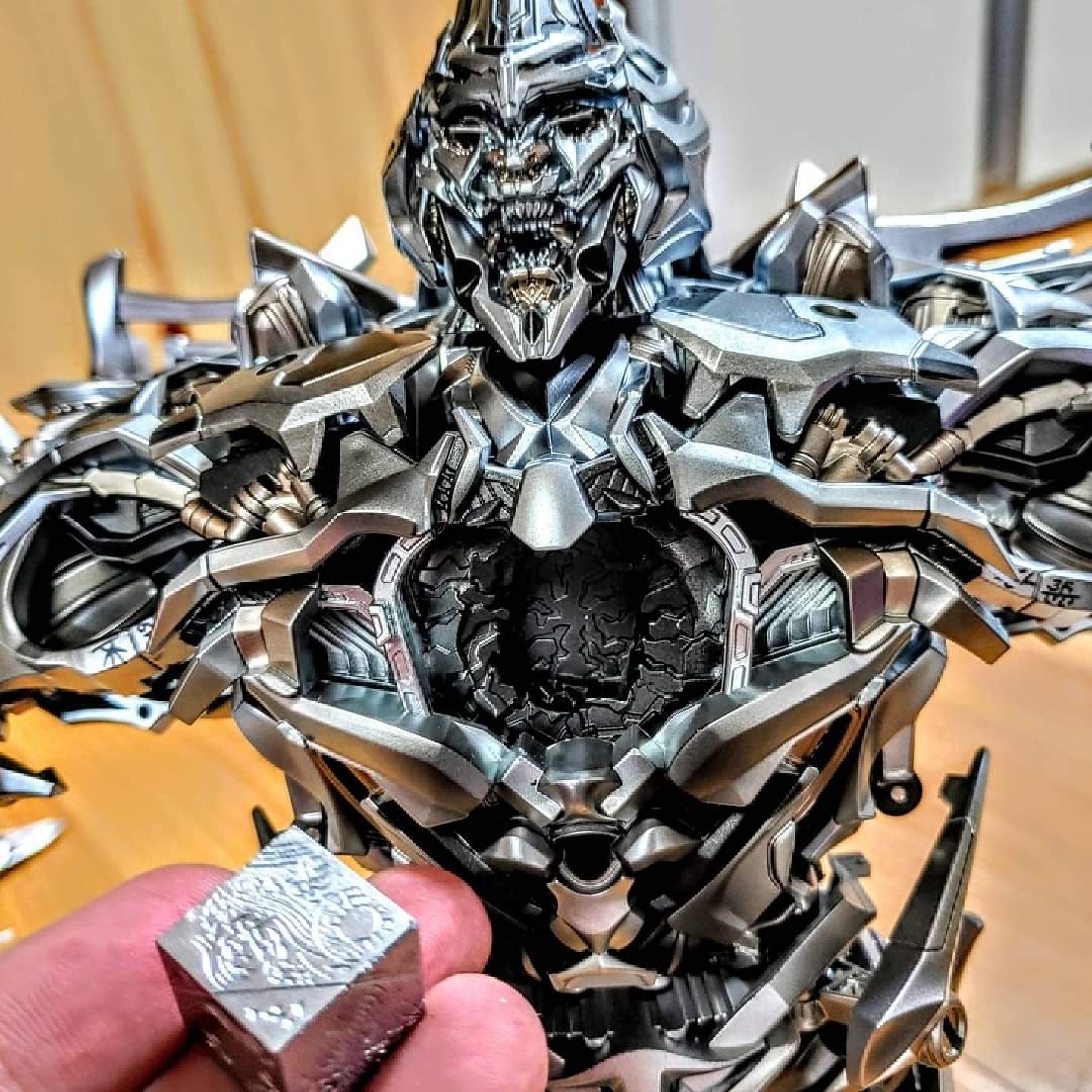 트랜스포머 메가트론 | 콜리(Colley)