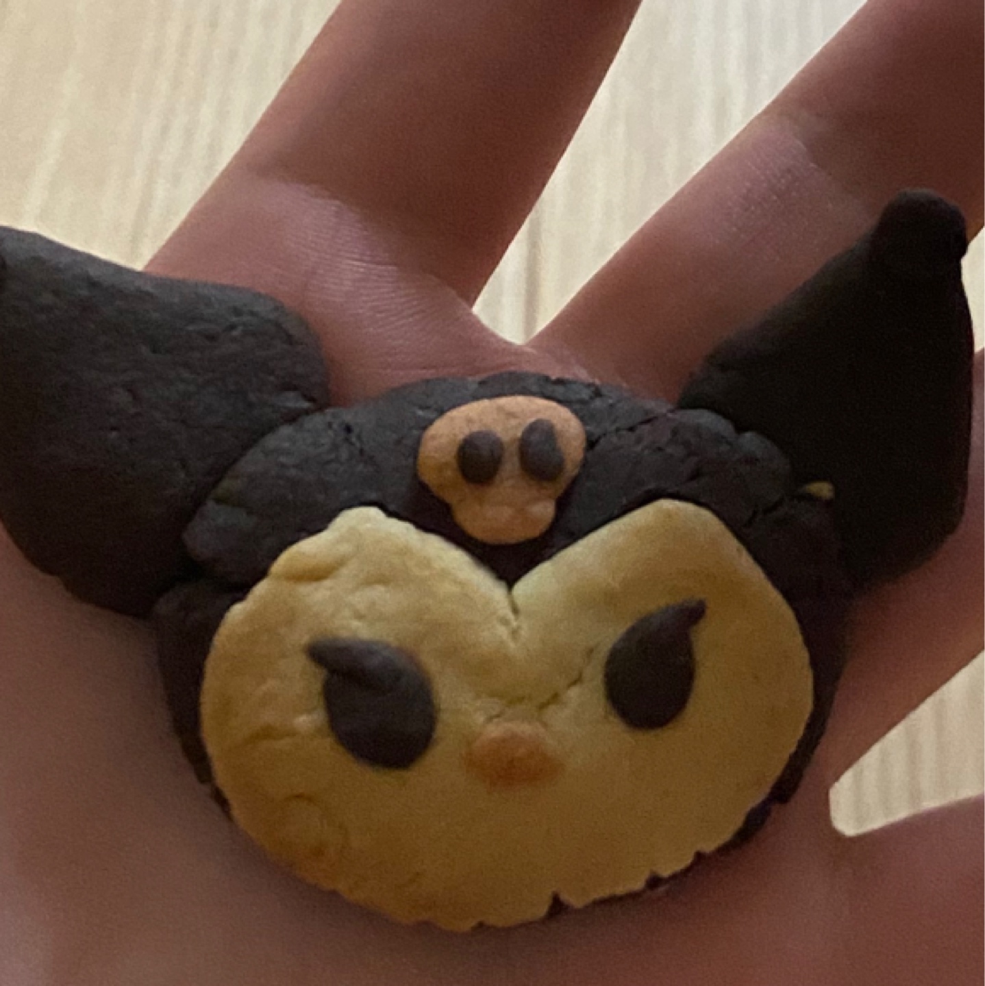 😈 