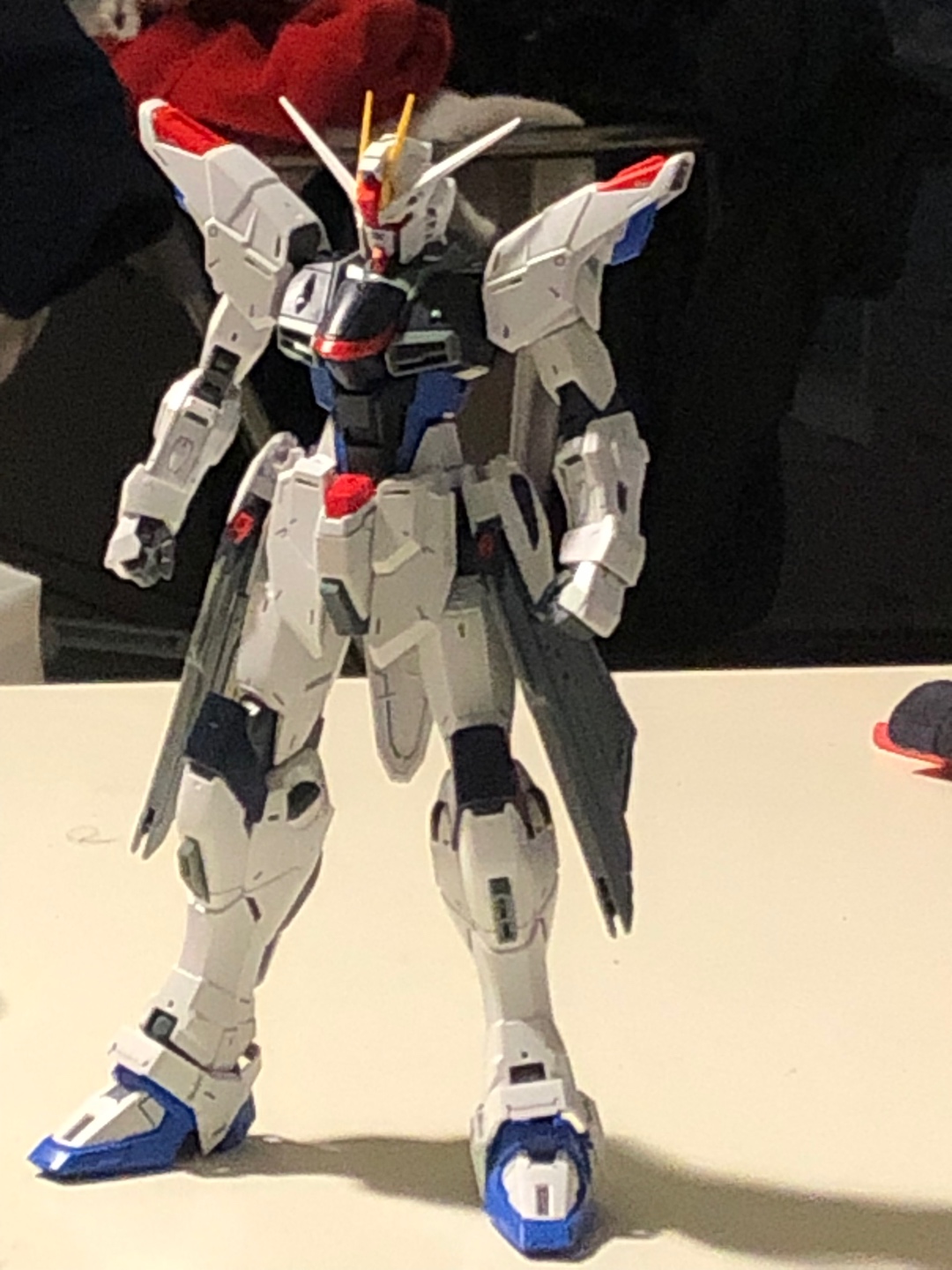 프리덤 건담 mg 2.0