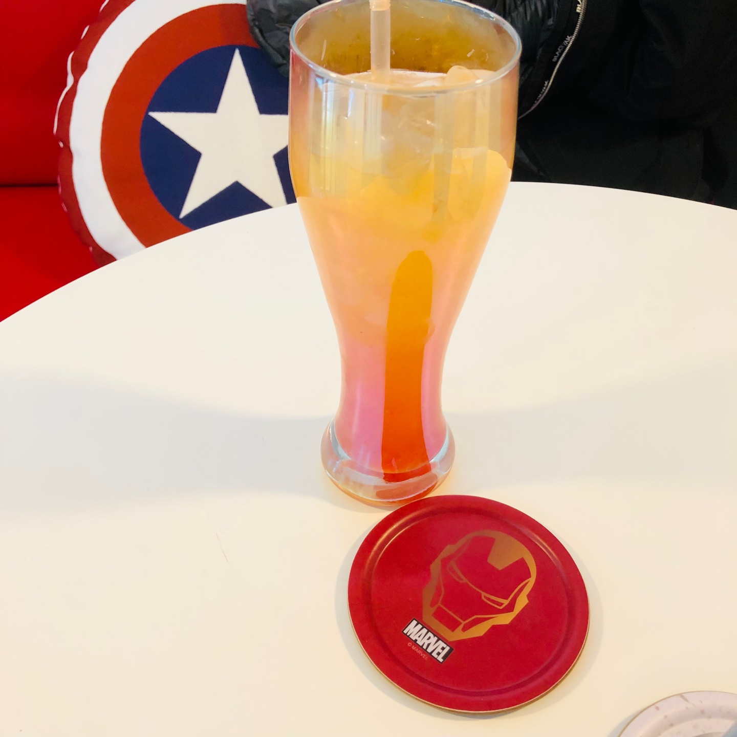 토니와 피터와 함께 카페나들이