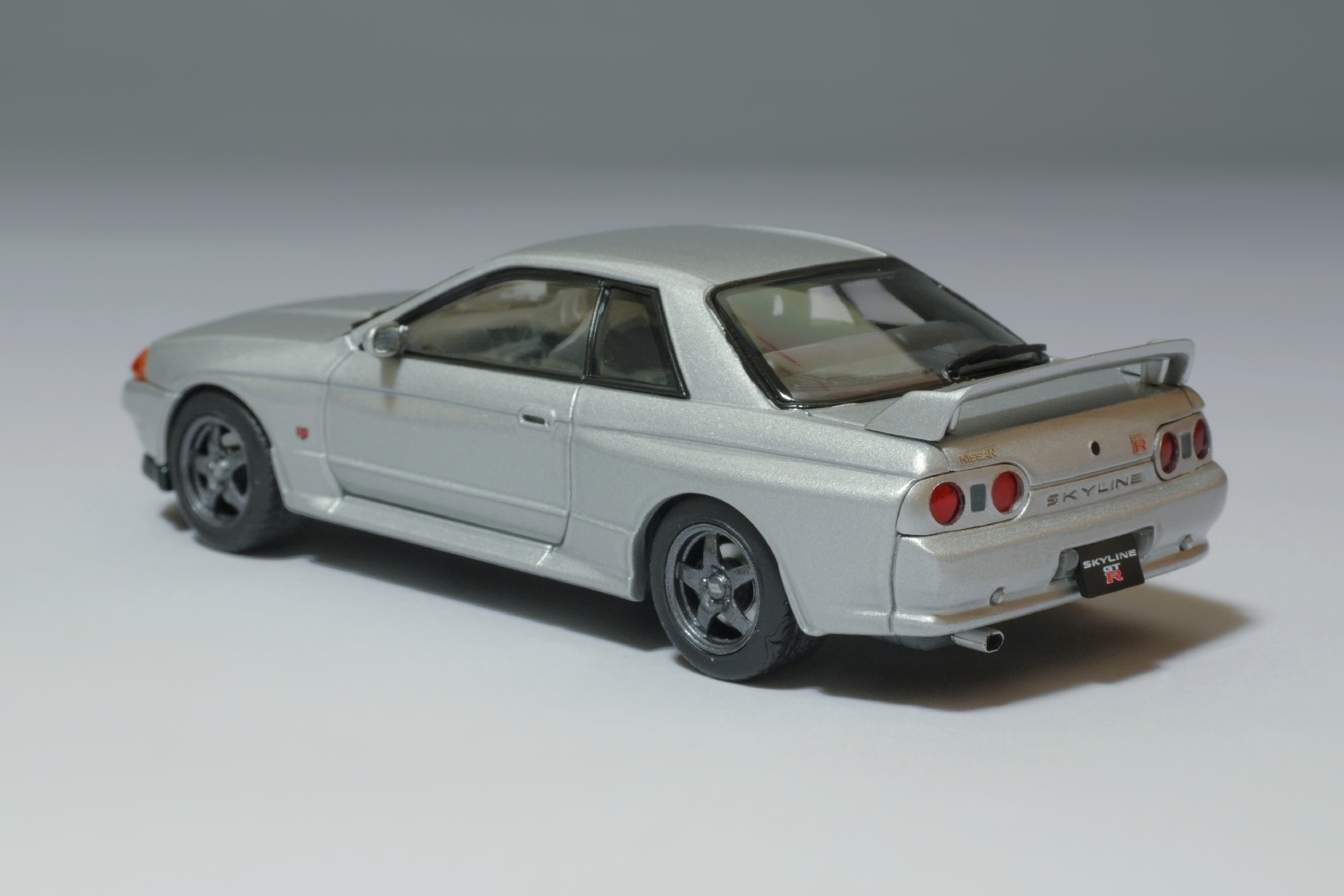 1/43 EBBRO R32 GT-R