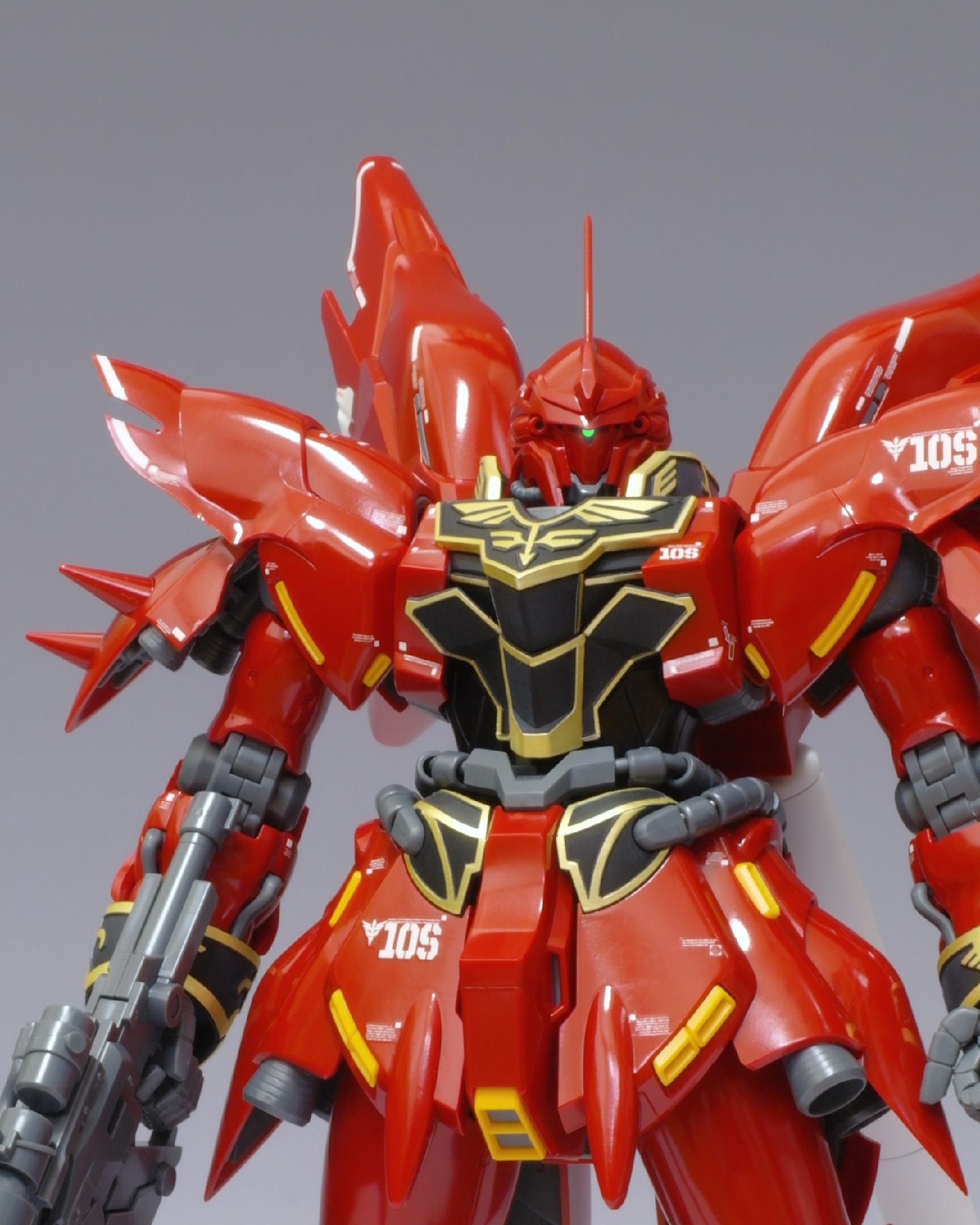 1/100 MG MSN-06S Sinanju